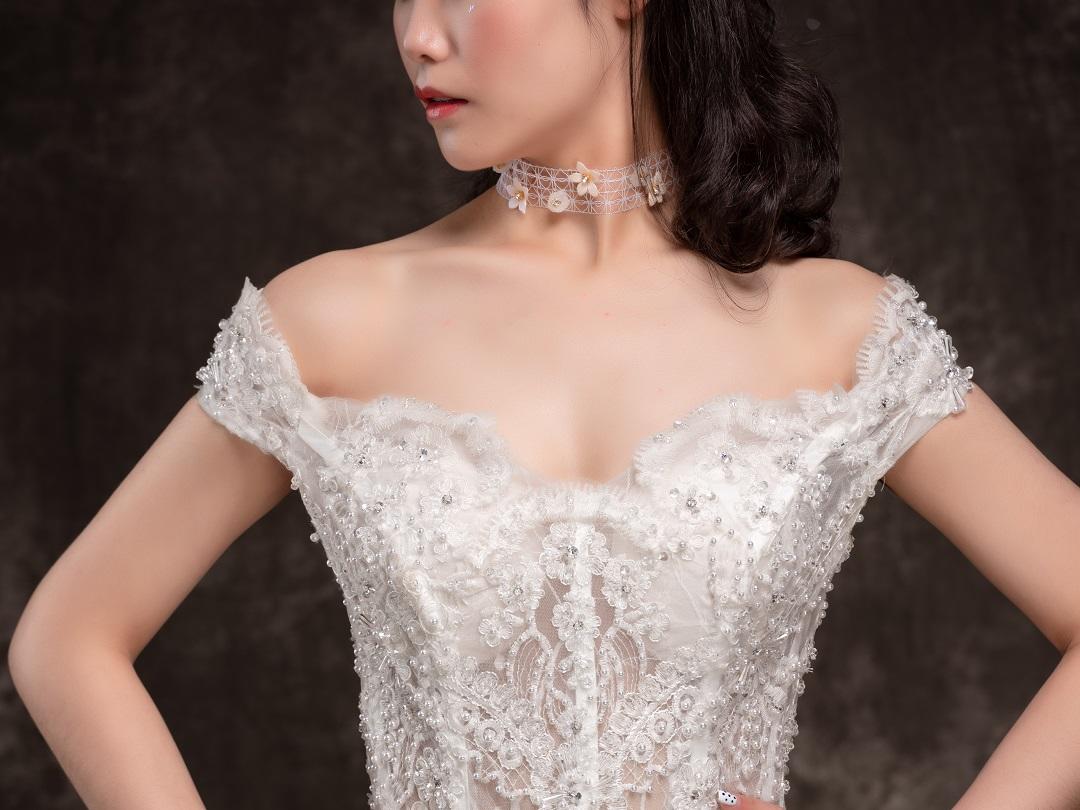 【特推套餐】齐地婚纱＋秀禾服＋敬酒服