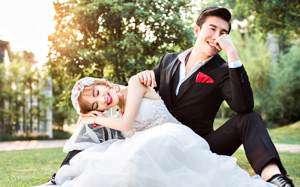 【世纪新娘婚纱摄影】--春暖花开