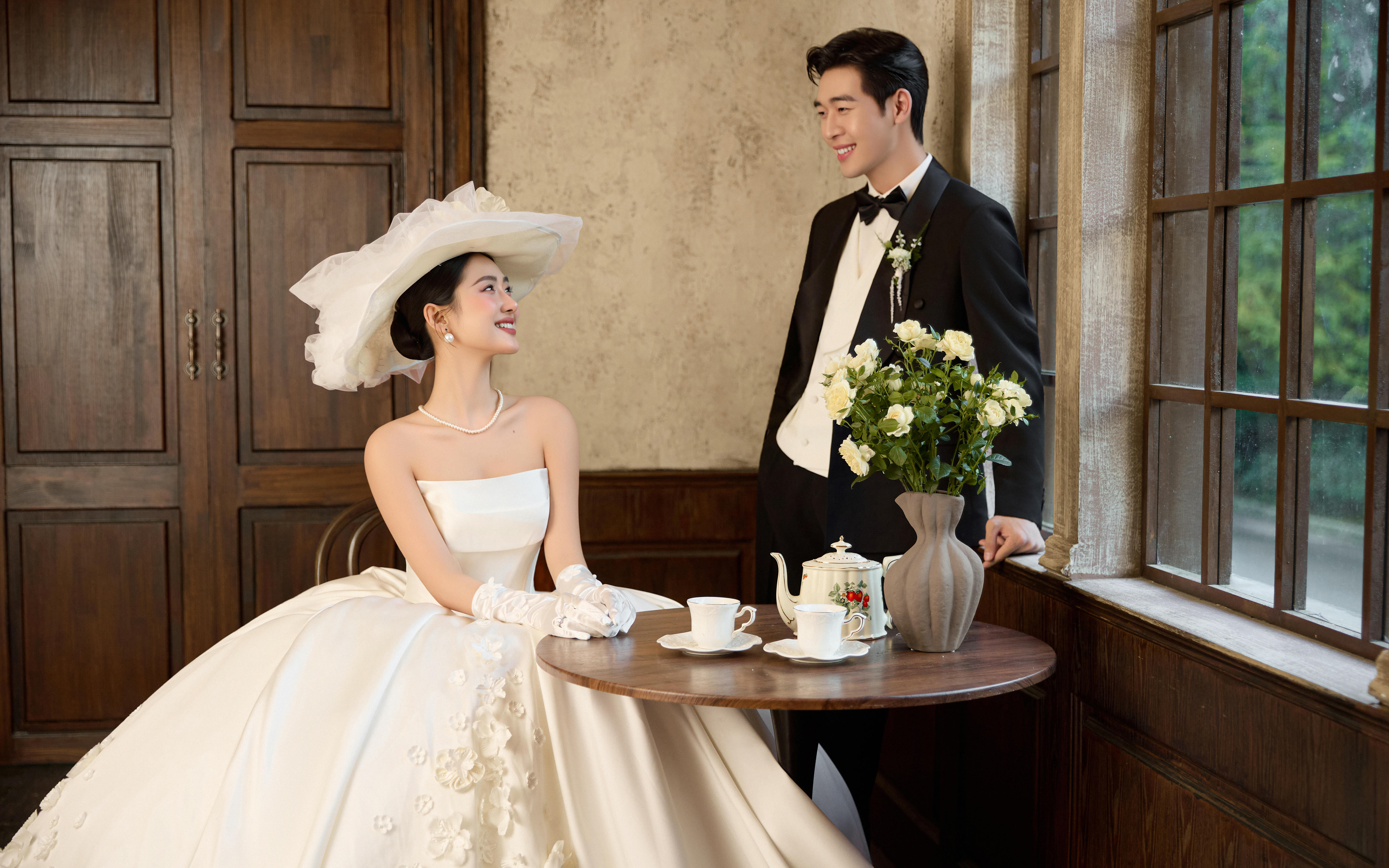 復古法式婚紗照???♀?室內(nèi)主題優(yōu)雅上新～