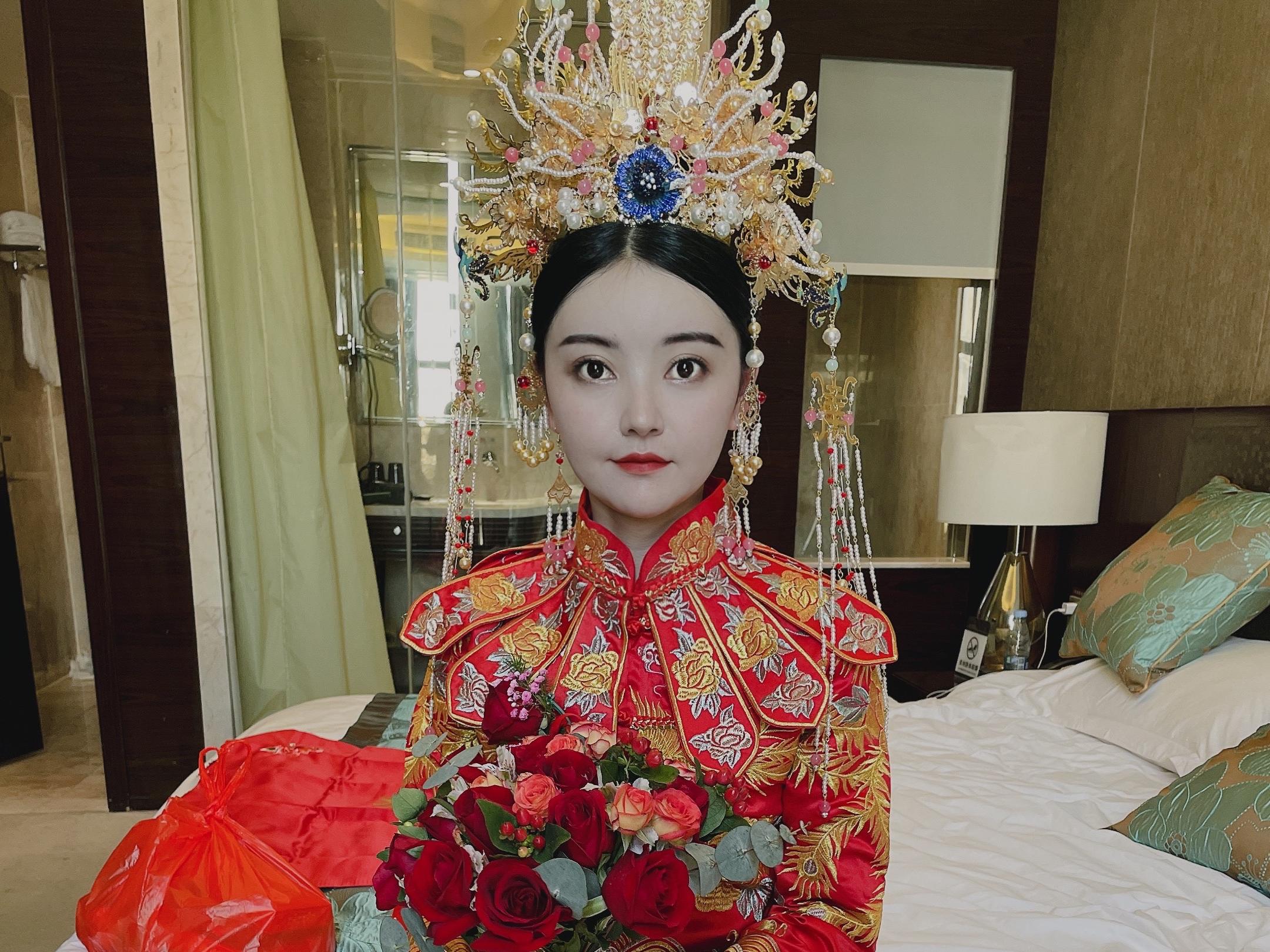 首席化妆老师六安周边婚礼全程跟妆