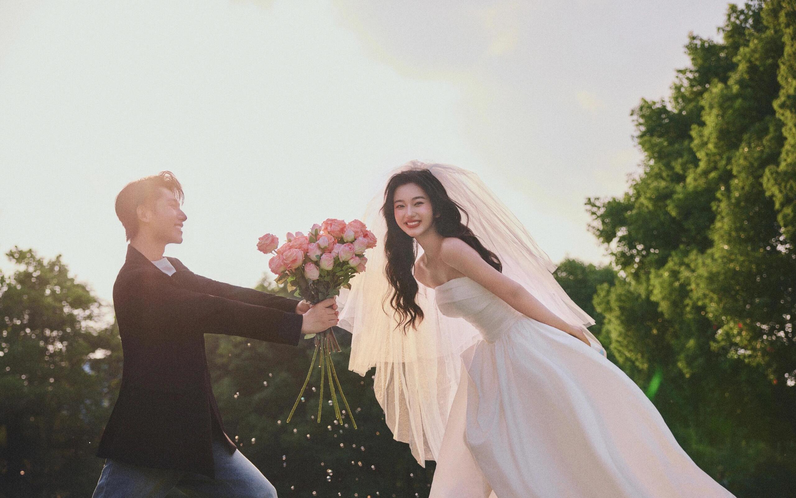 00后都拍的生命力的婚纱照