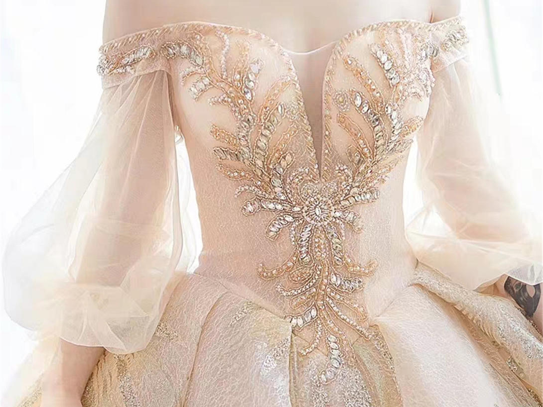 【K女王】【一站配齐】高定婚纱礼服8件套送跟妆