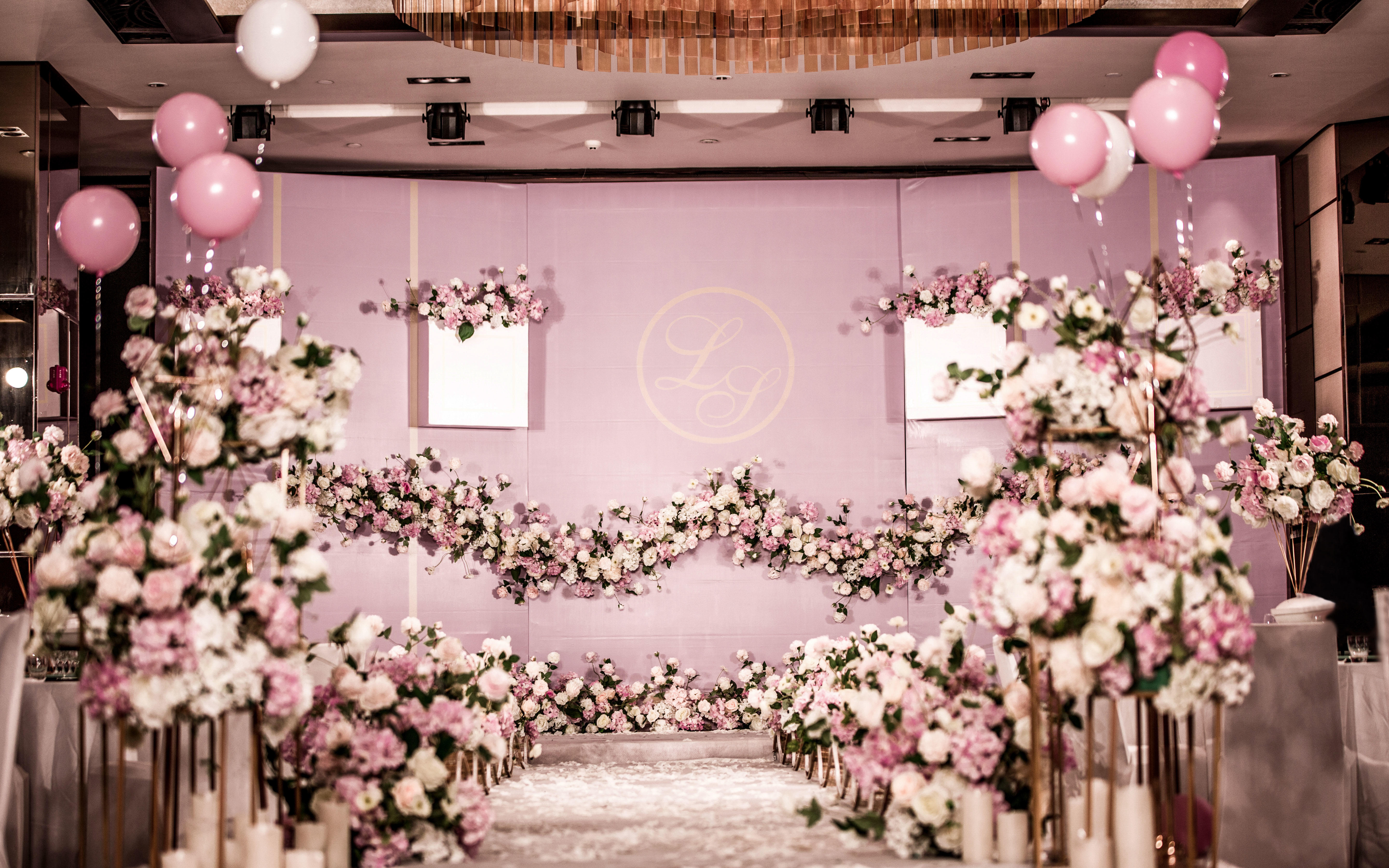 小确幸——户外白绿色系草坪婚礼