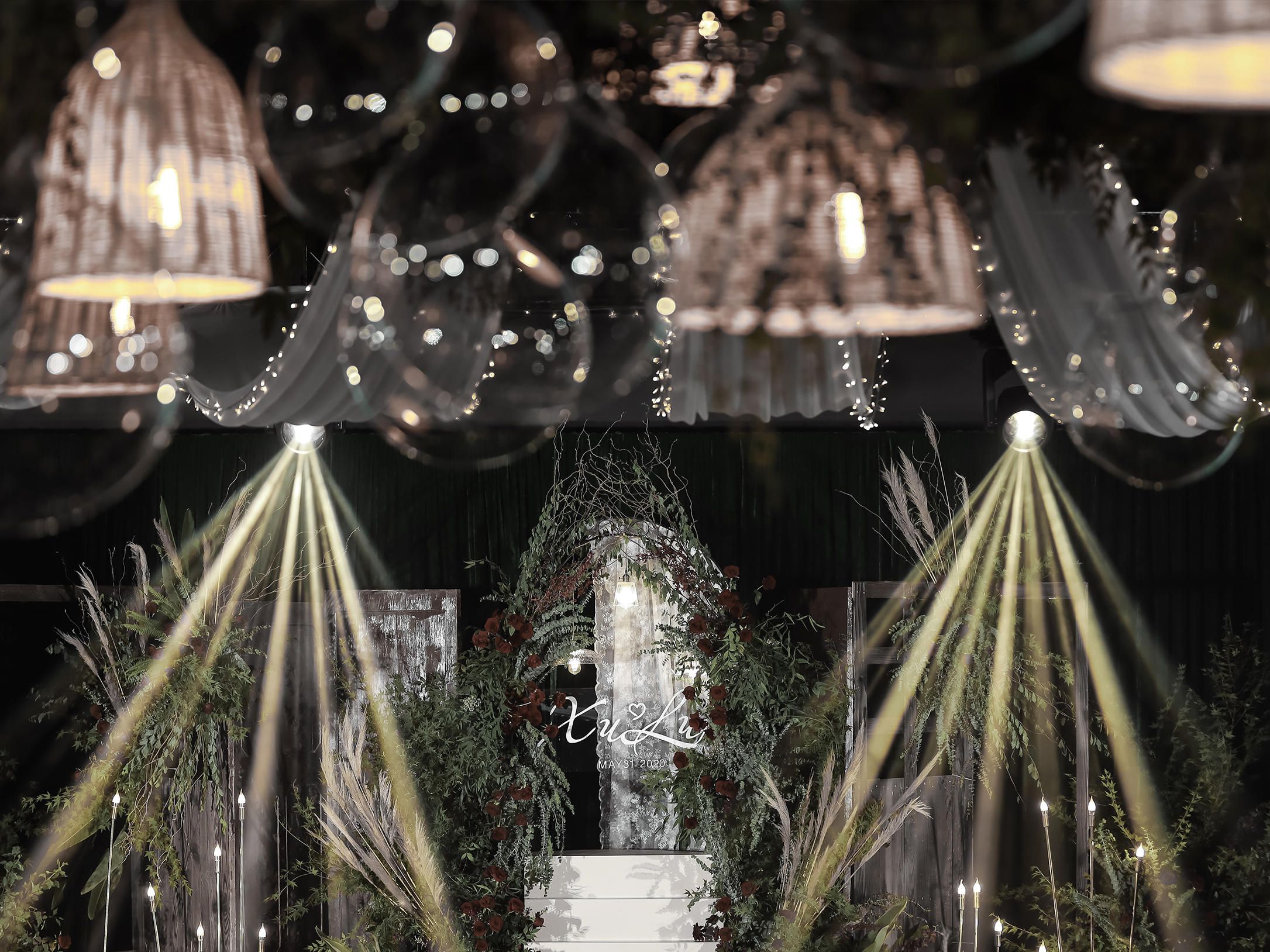 超大吊顶，不满意重新设计