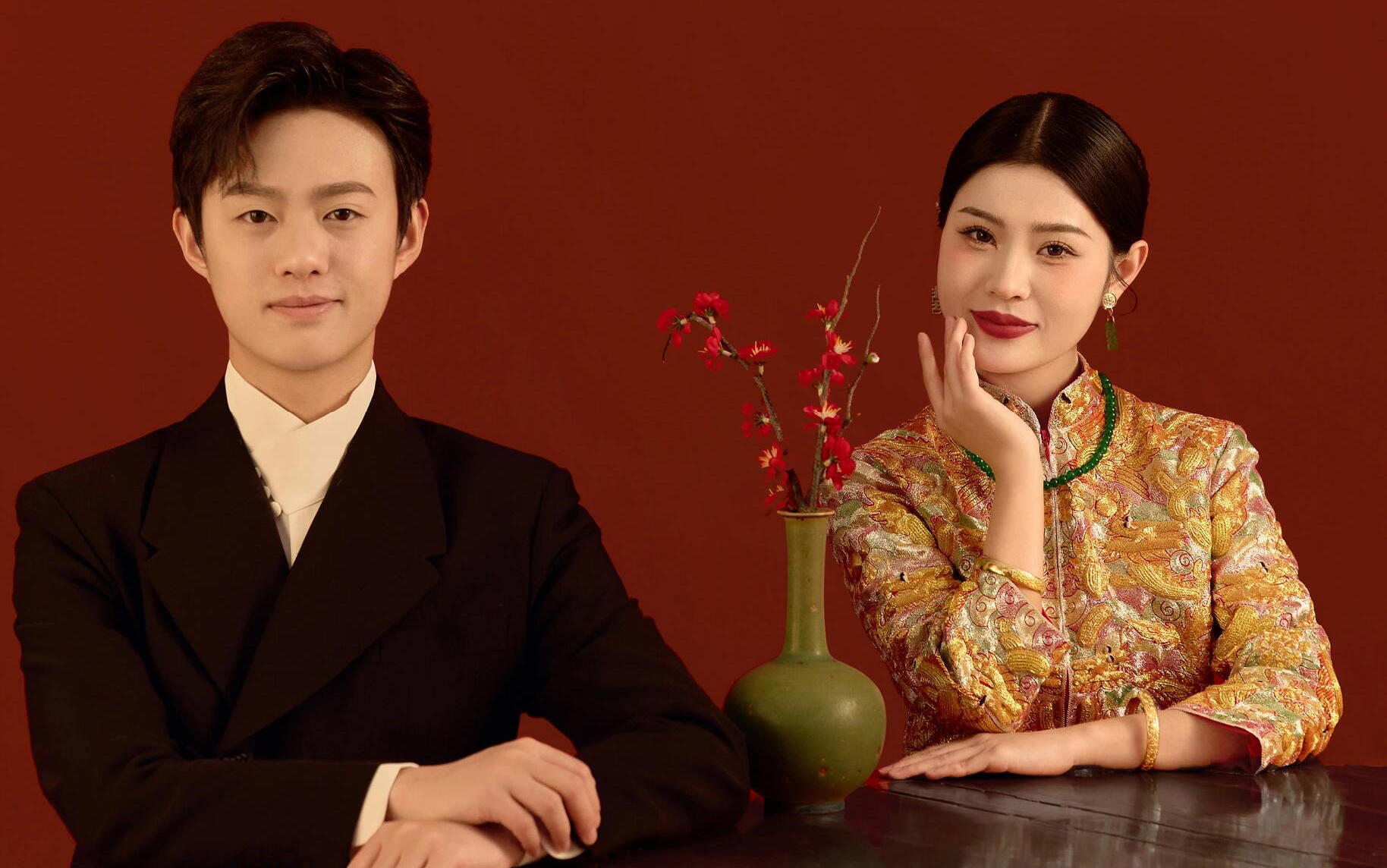 【甜蜜高級(jí)的喜嫁秀禾婚紗照】