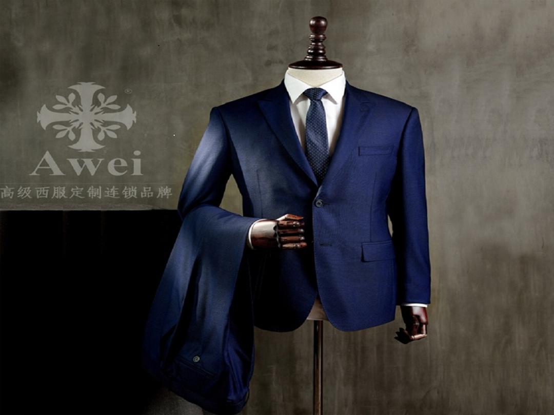 爆款西装4件套+西服量身定制