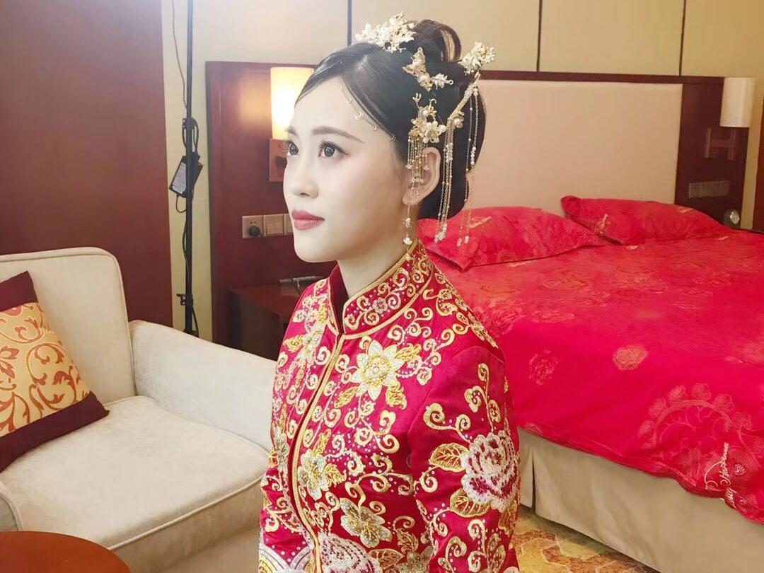 新娘单妆（在娜娜造型化妆）如需上门，请提前告知