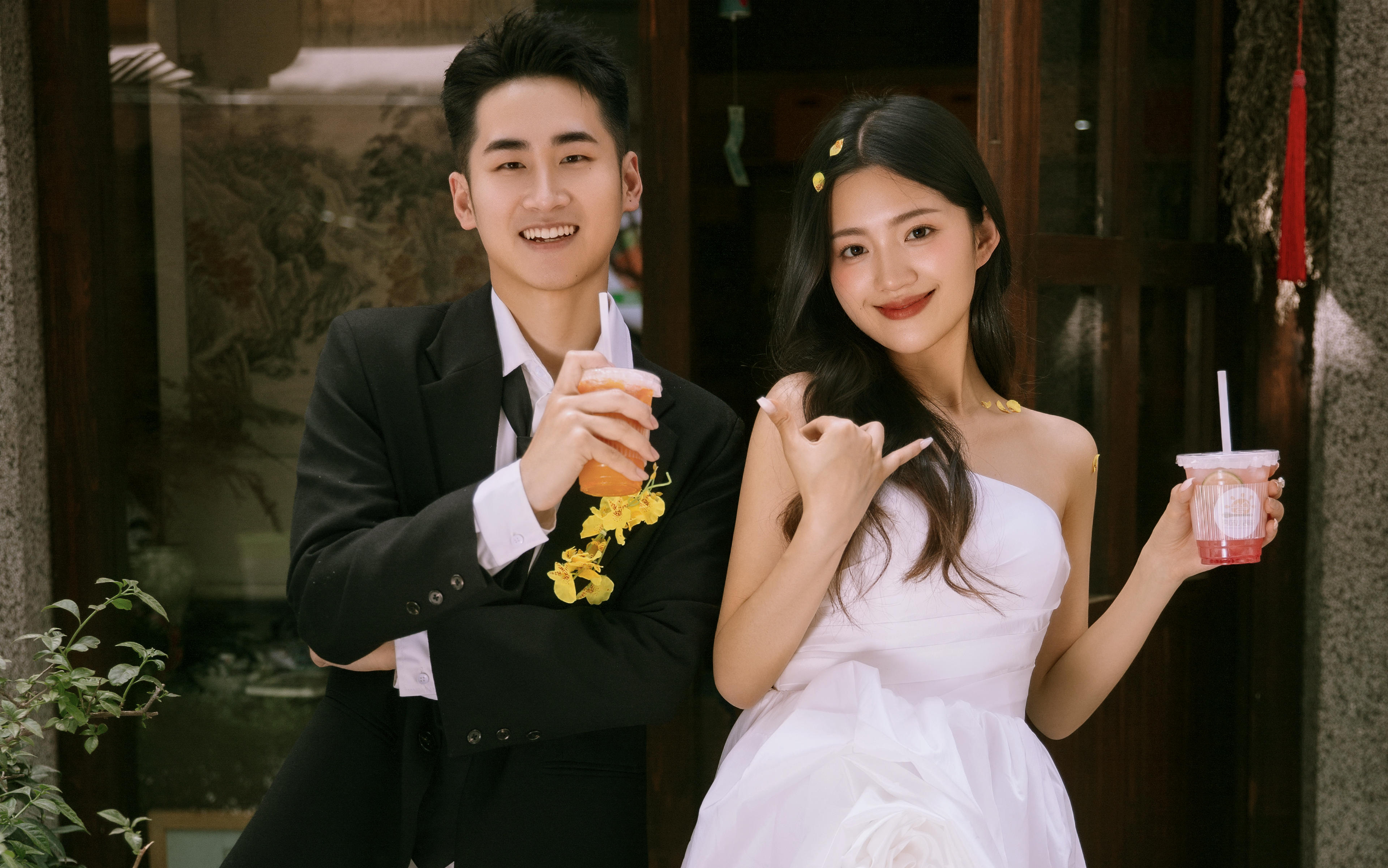原创客片~轻松活泼的街拍婚纱照！