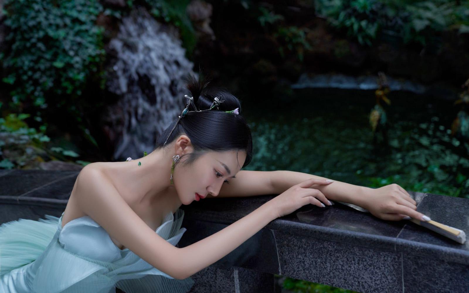 初戀感拉滿??愛死山水婚紗照的明媚少女感