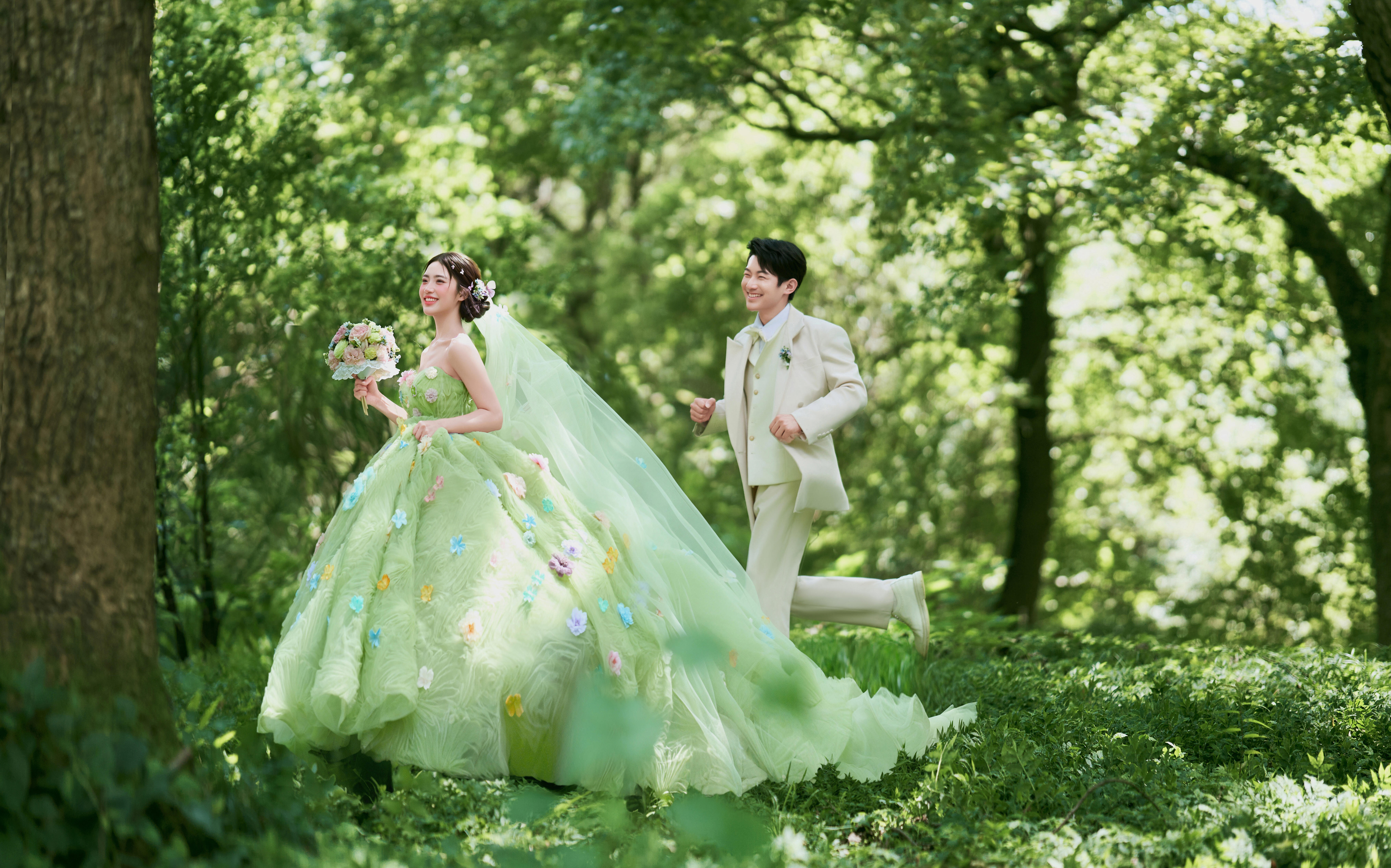 【森系绿纱婚纱照】