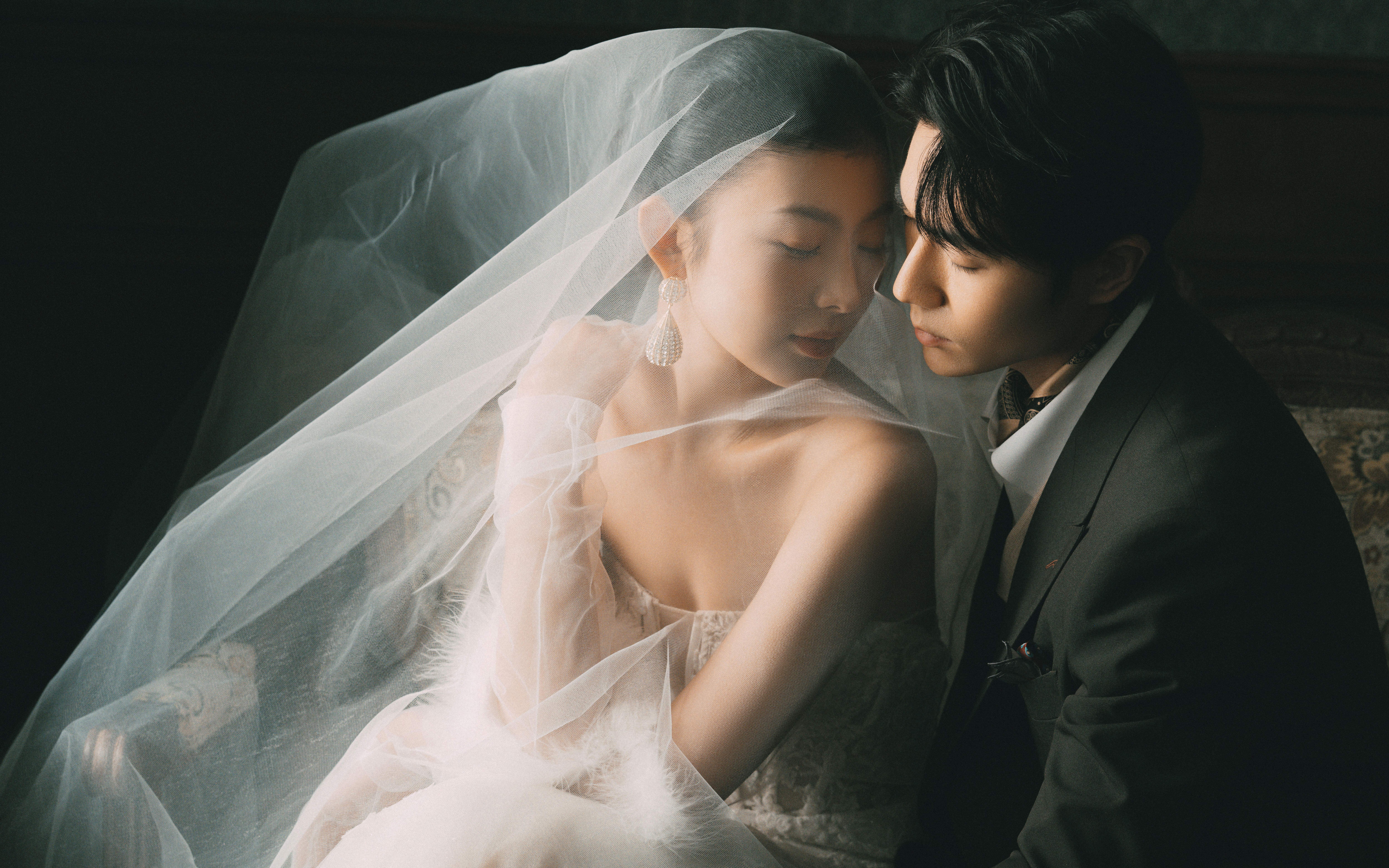 复古高级✨浪漫与优雅并存的老钱风婚纱照