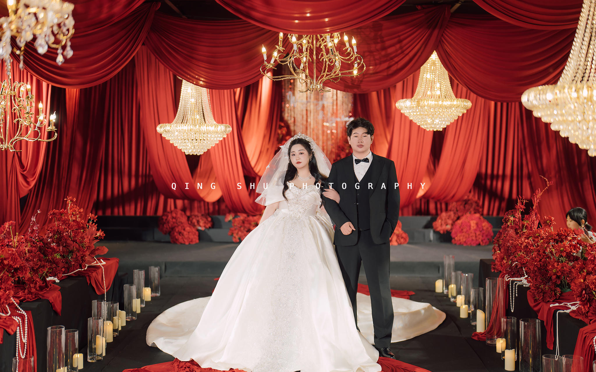 農(nóng)村紅黑色大廳婚禮