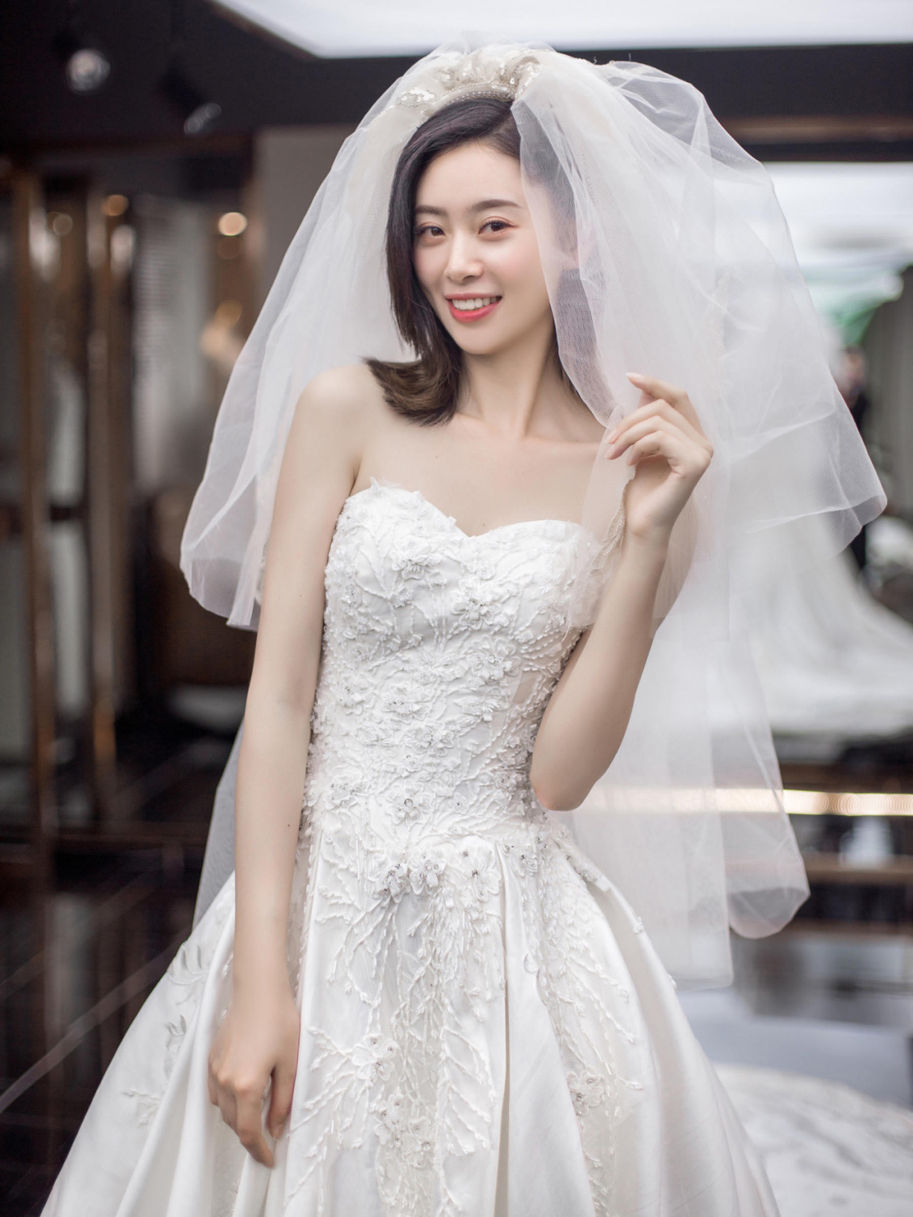 【倾城纪婚礼跟妆】      轻纱造型