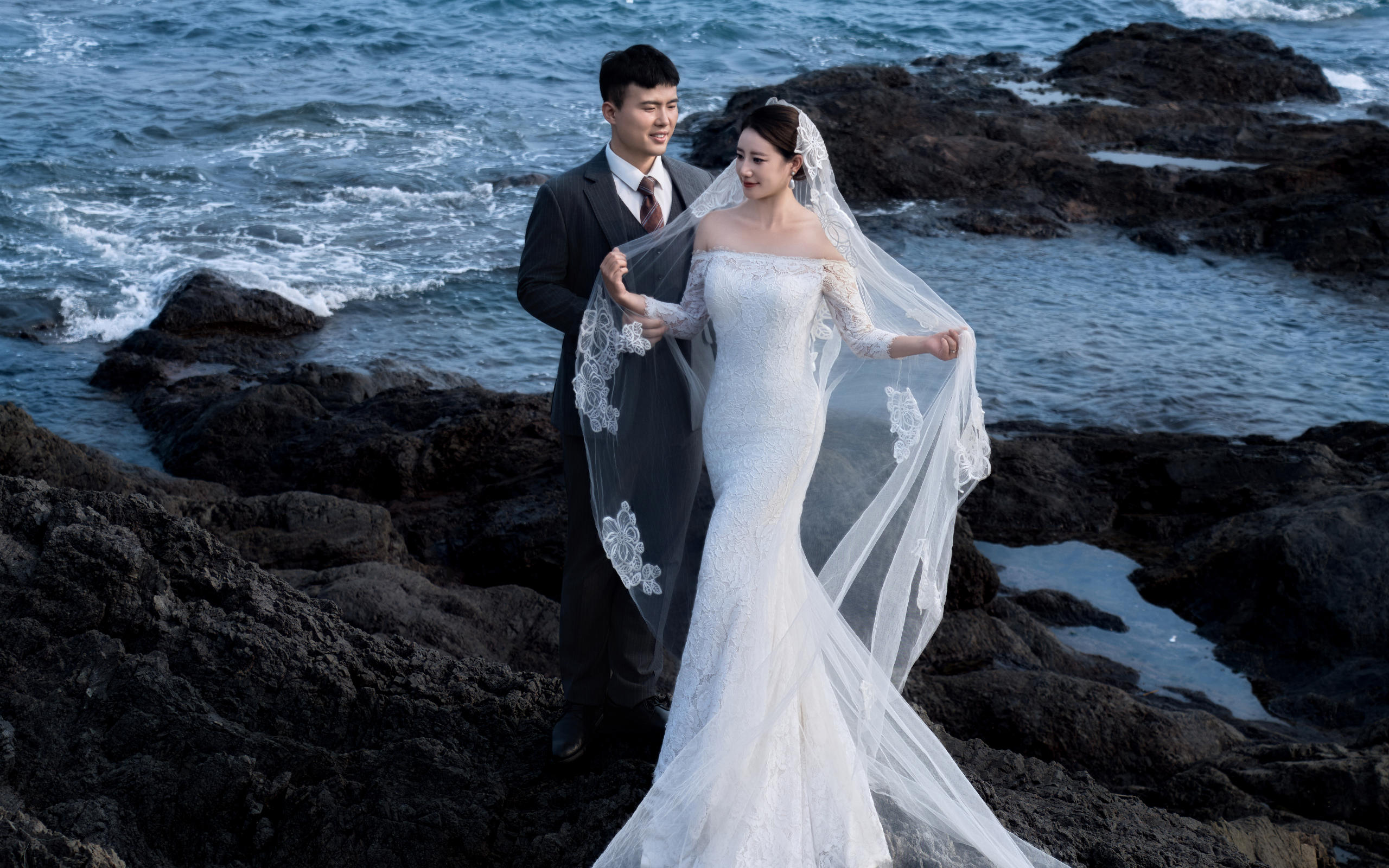 张齐晓夫妇/黄岛海边