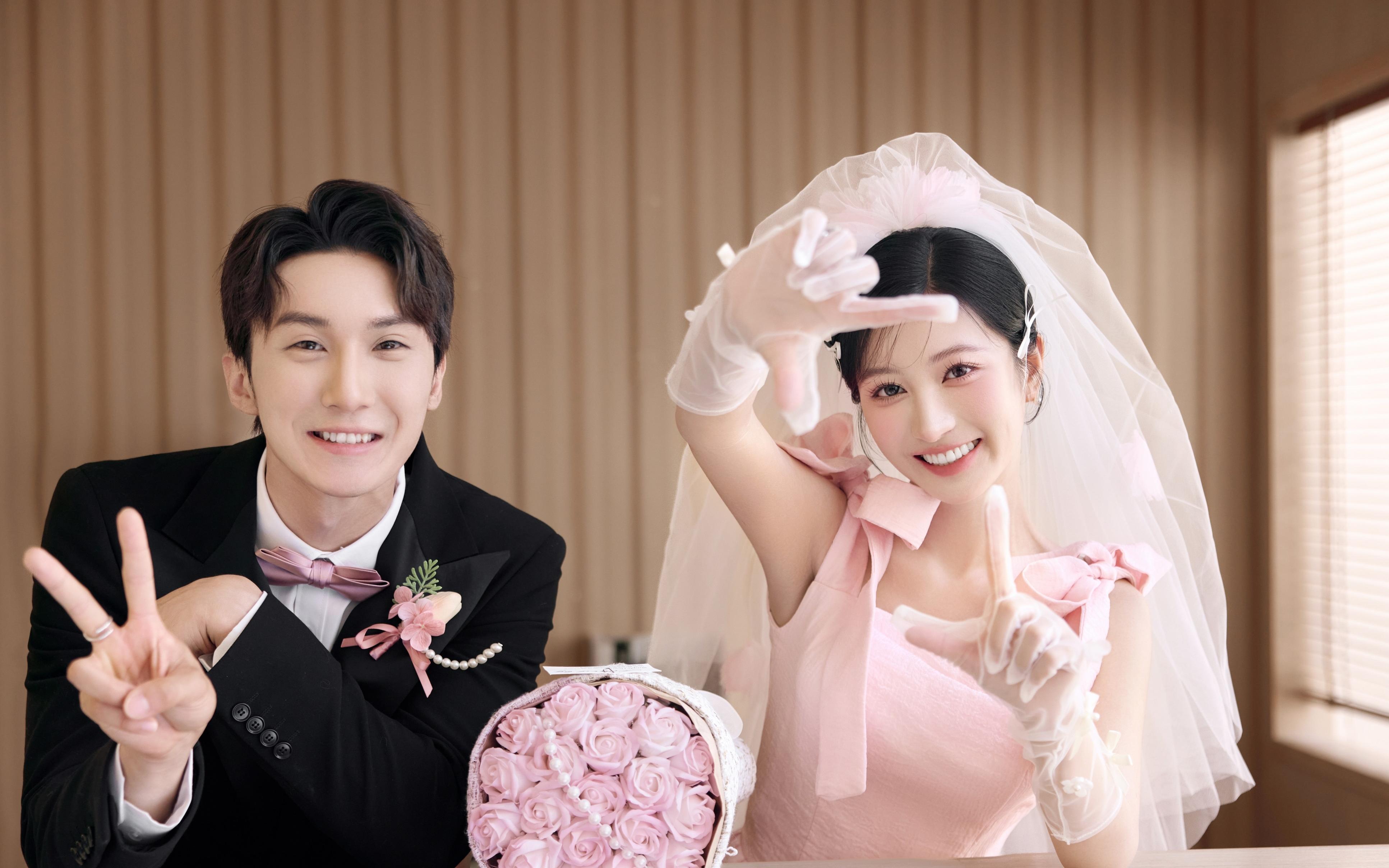 【個性必選】室內(nèi)婚紗照 一鍵解鎖超有趣的互動姿勢