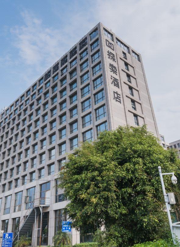 探索酒店