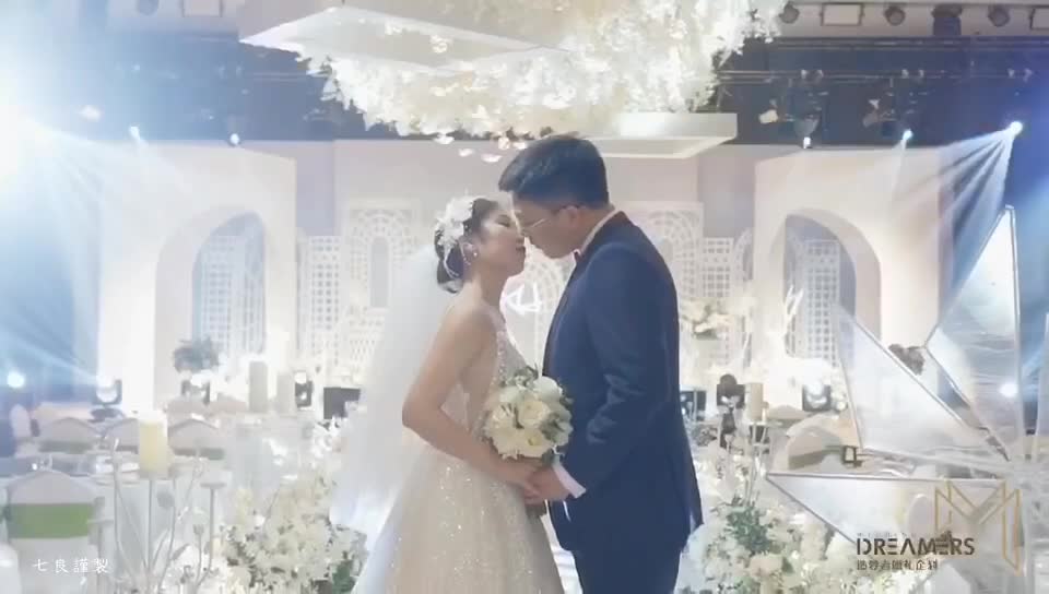 简约高端婚礼 白月光和朱砂痣都是你