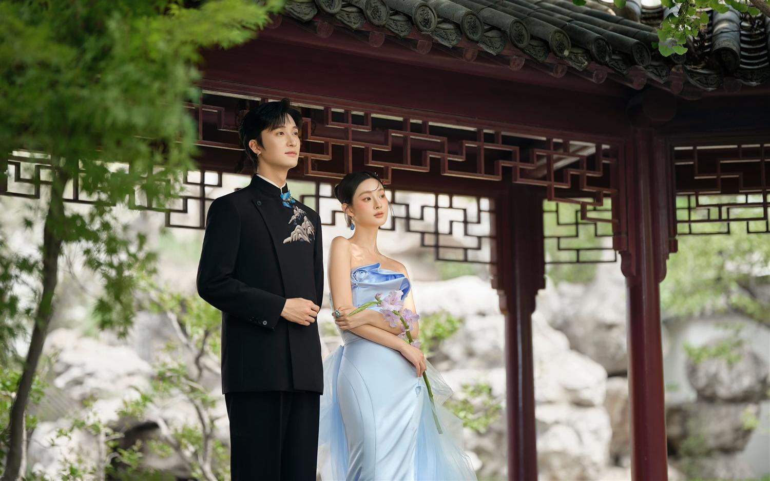 只此青绿，回眸心动💚新中式园林婚纱照