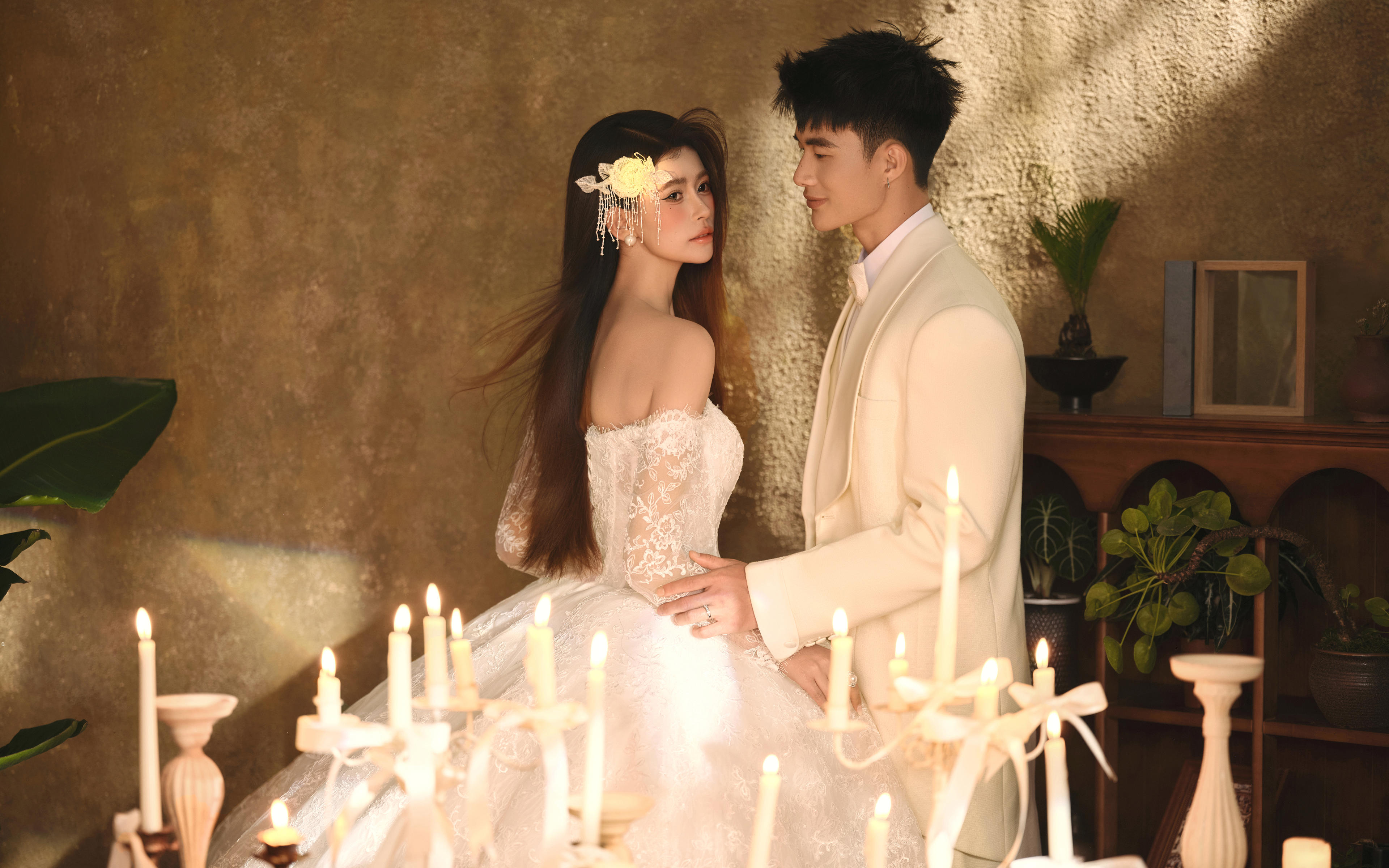 完全不能拒绝啊💗这可是复古韩式婚纱照哎✨