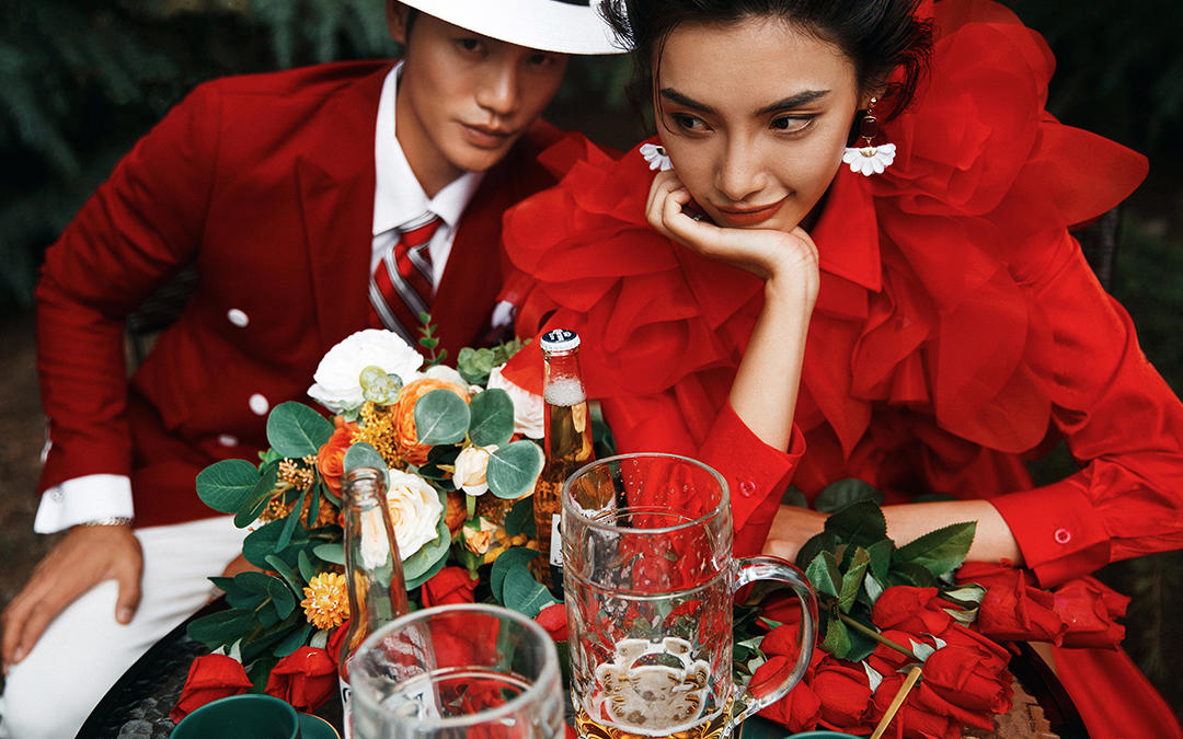 【一价全包】补贴机票+3天2晚酒店+送全新婚纱
