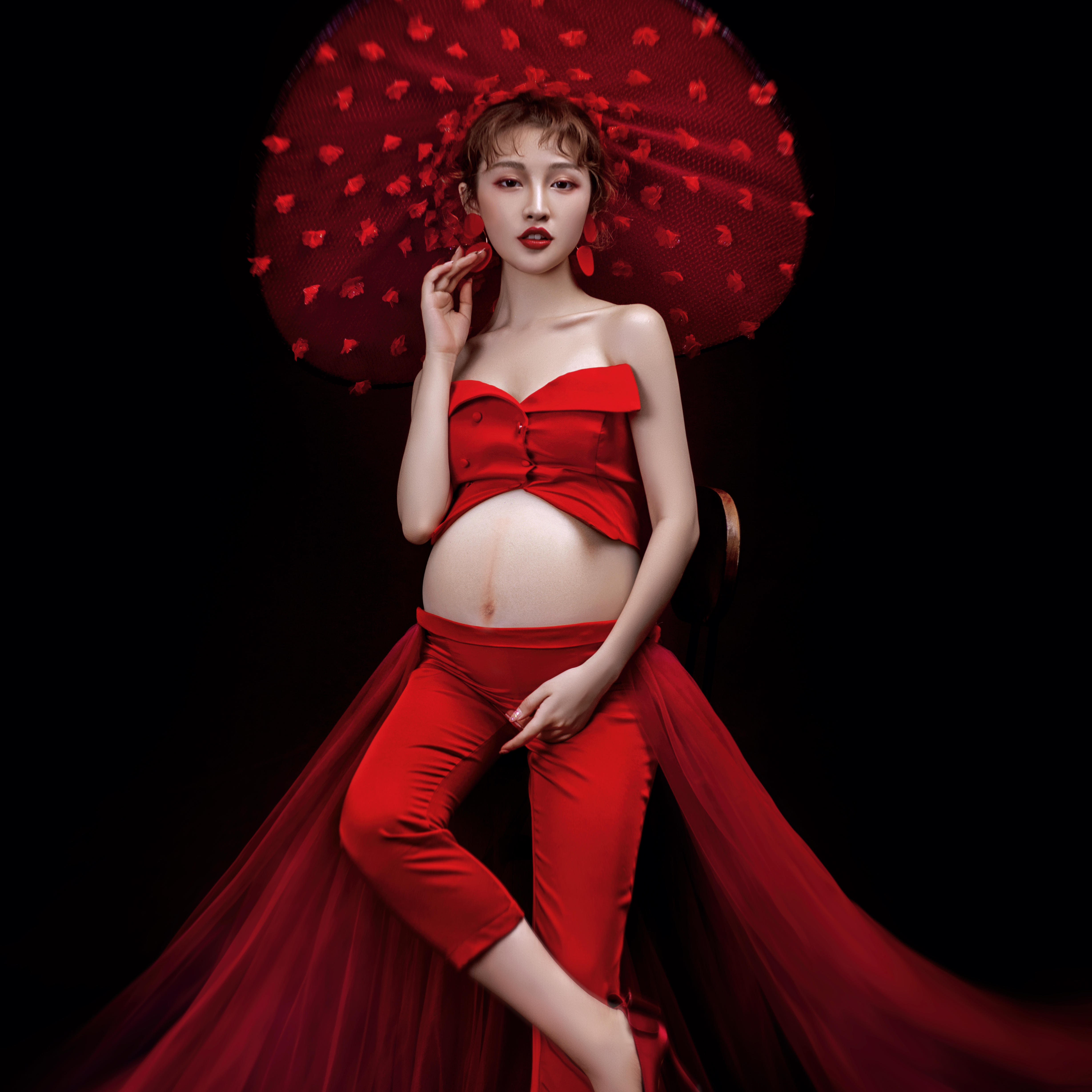 红孕（孕妈妈照）时尚 个性 风格自由