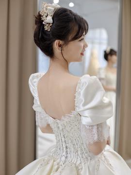 凡尔赛宫缎面婚纱超值套餐七件套