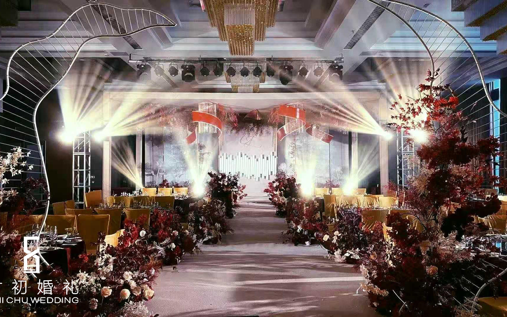 时初婚礼、红色系《红色海棠》