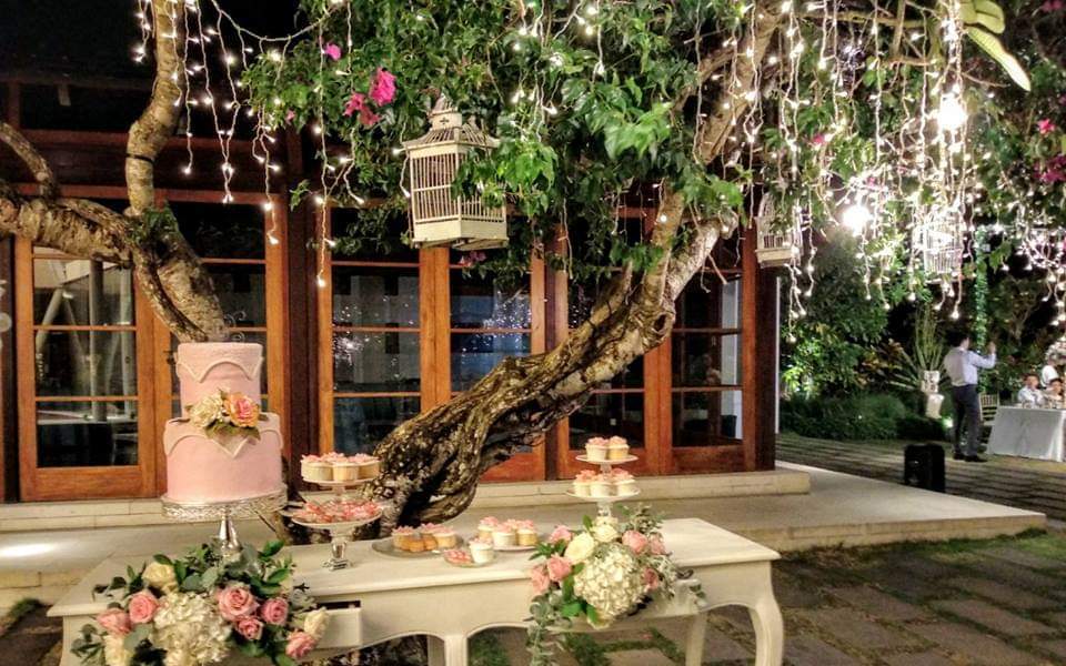 生机盎然的婚饰 设计:POSH婚庆 本公司落实