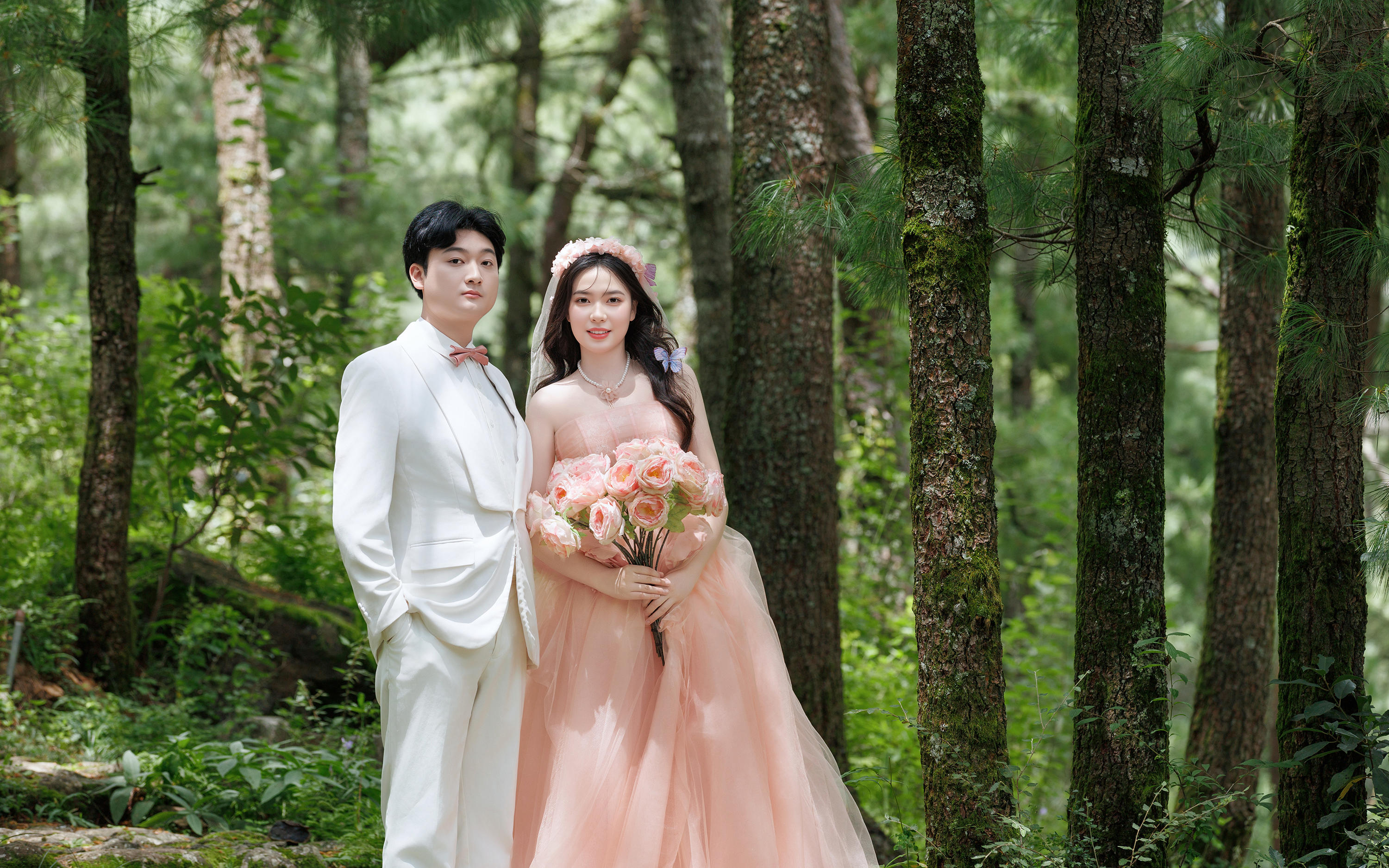 🌿姊妹湖在偷看我的森系婚纱照