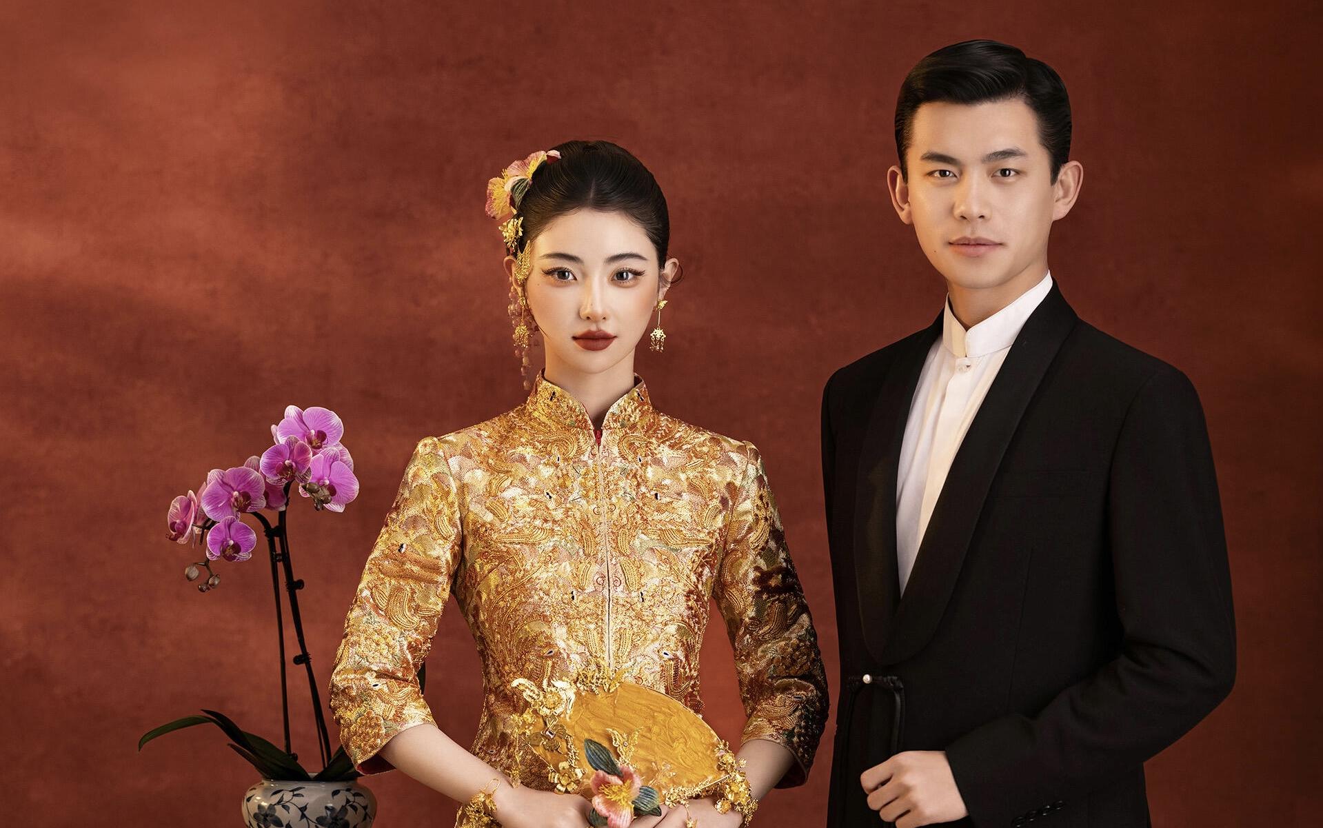 十光堇 |  谁能不爱‼️ 中式褂皇婚纱照太爱了