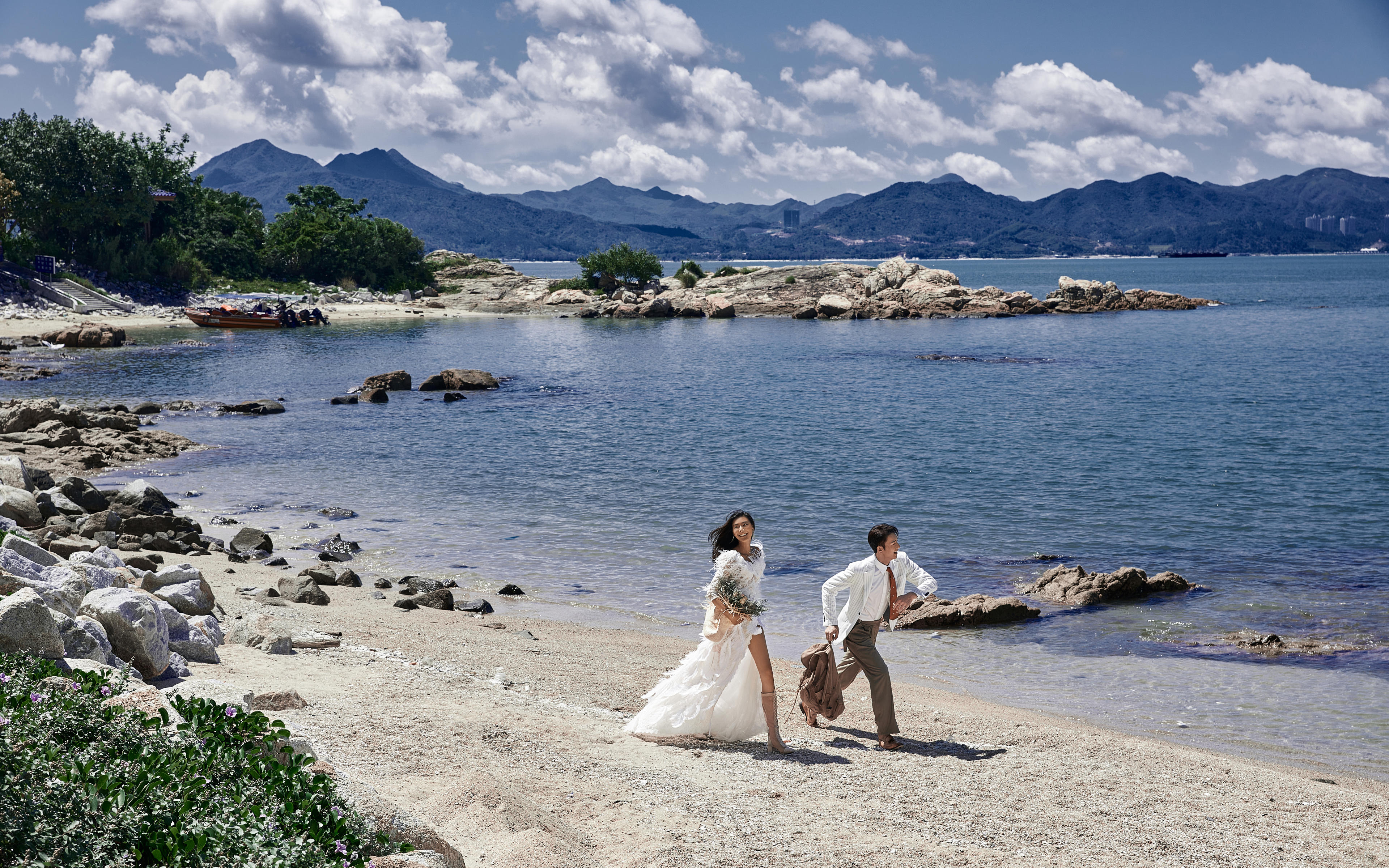 海边 礁石 主婚纱简约大气