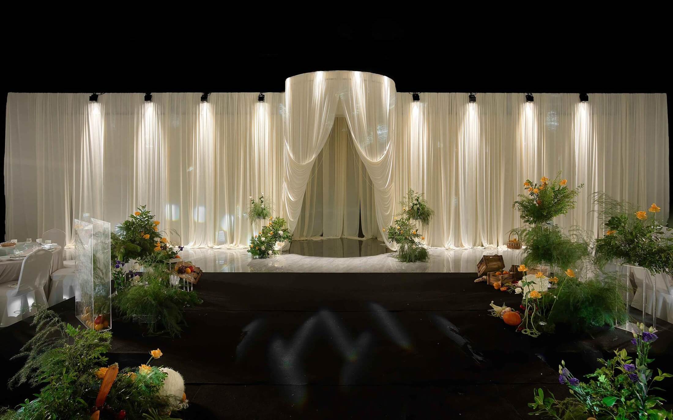 香槟色布幔韩系果蔬风婚礼