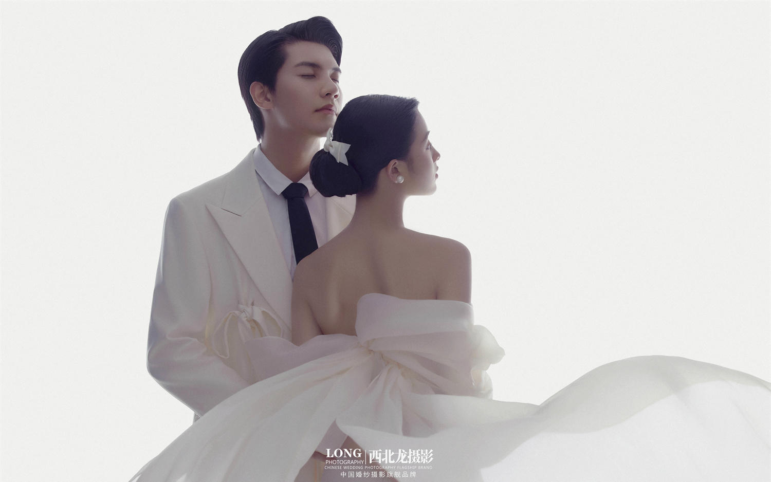 把满天星的浪漫藏进婚纱照里✨