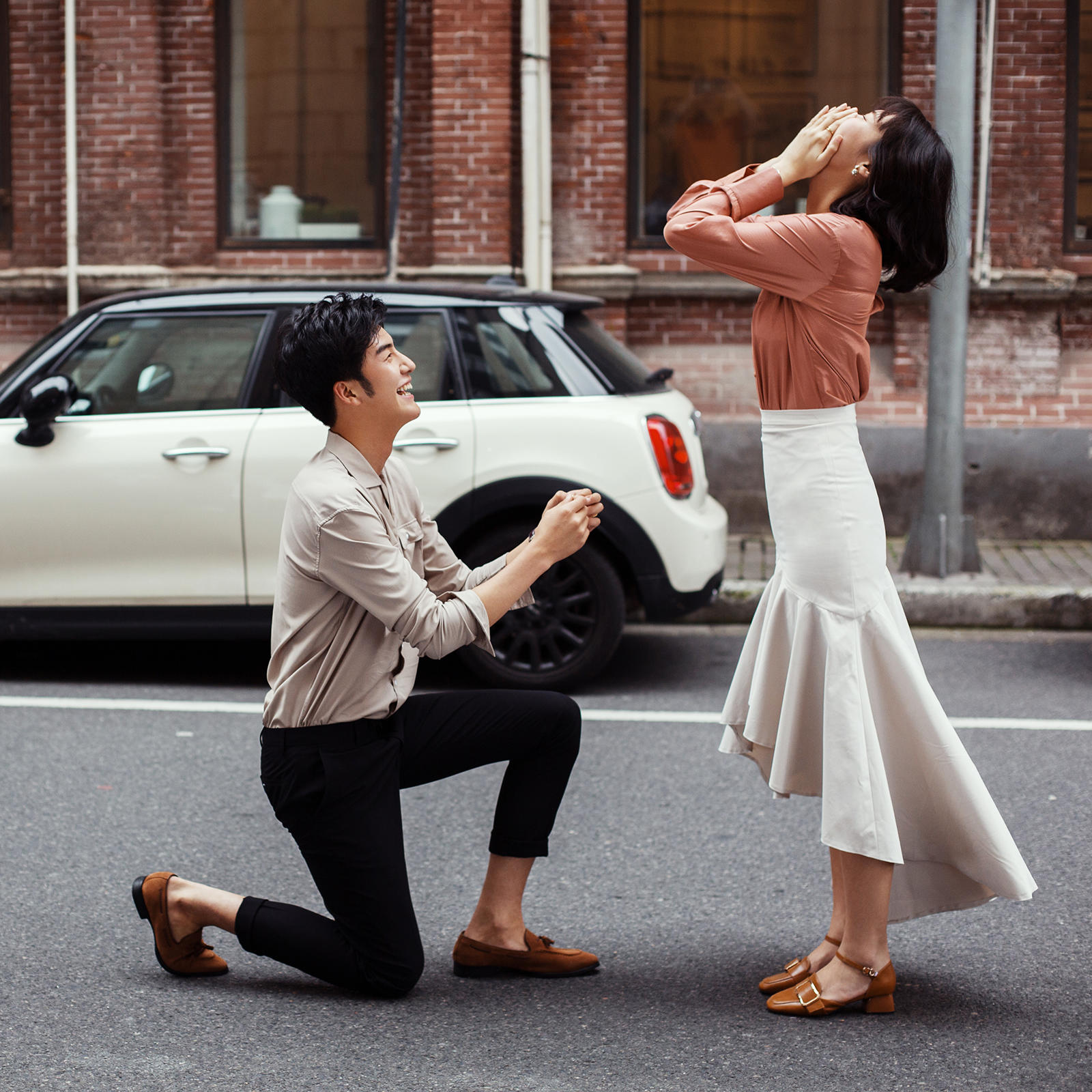 昆山罗曼婚纱摄影