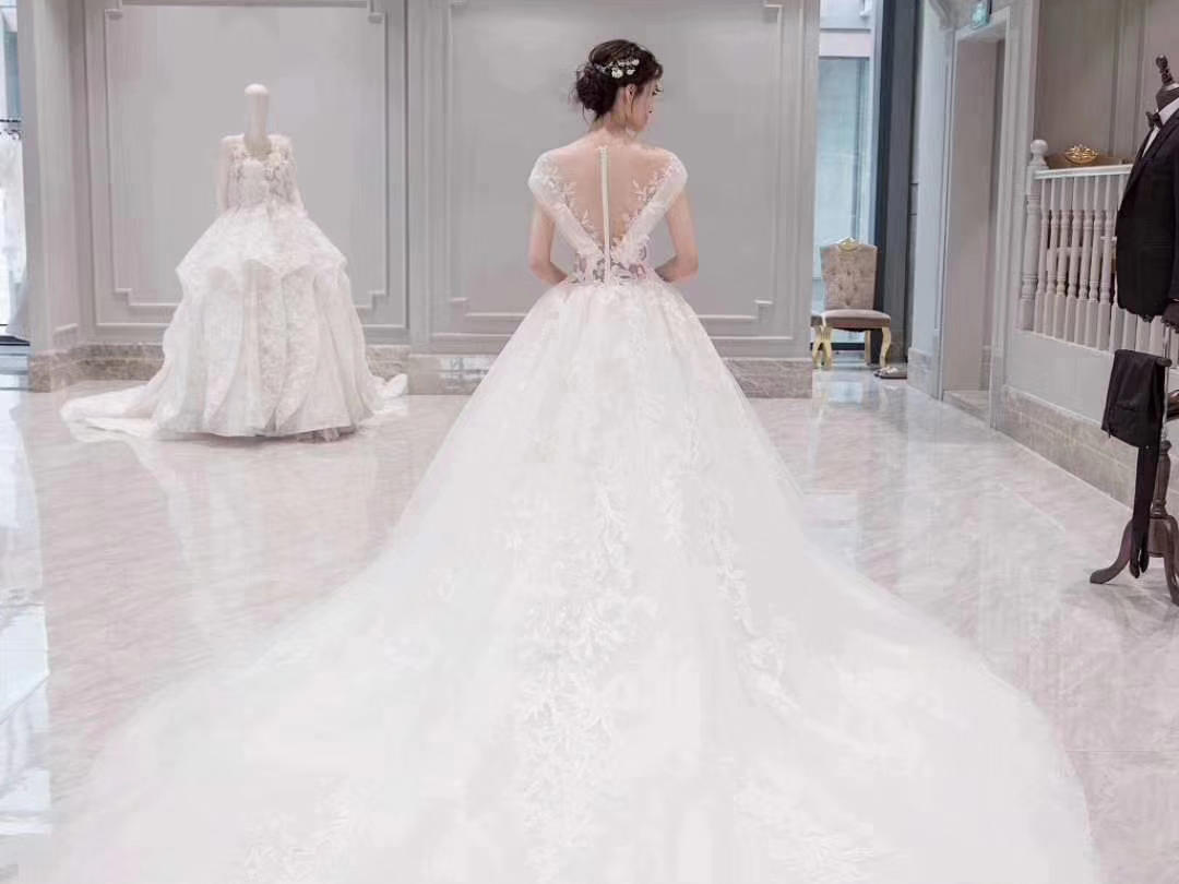【玛莎婚纱礼服】轻奢梦幻全手工女神款主纱套餐
