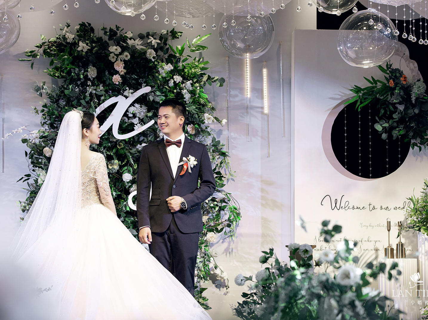 【2021】爆款韩式白绿色婚礼|焦作婚礼