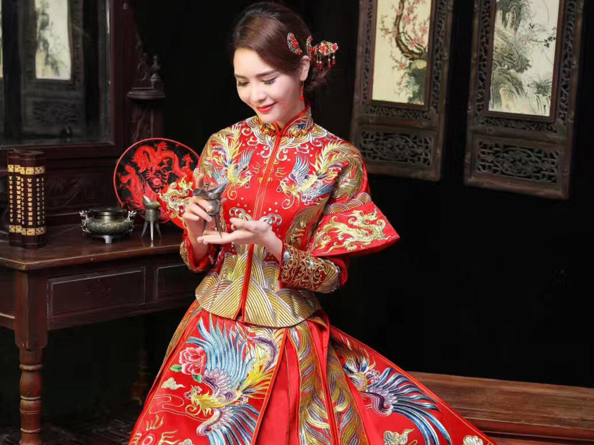 JULIA茱莉亚 | 超值租赁 小预算婚纱三件套