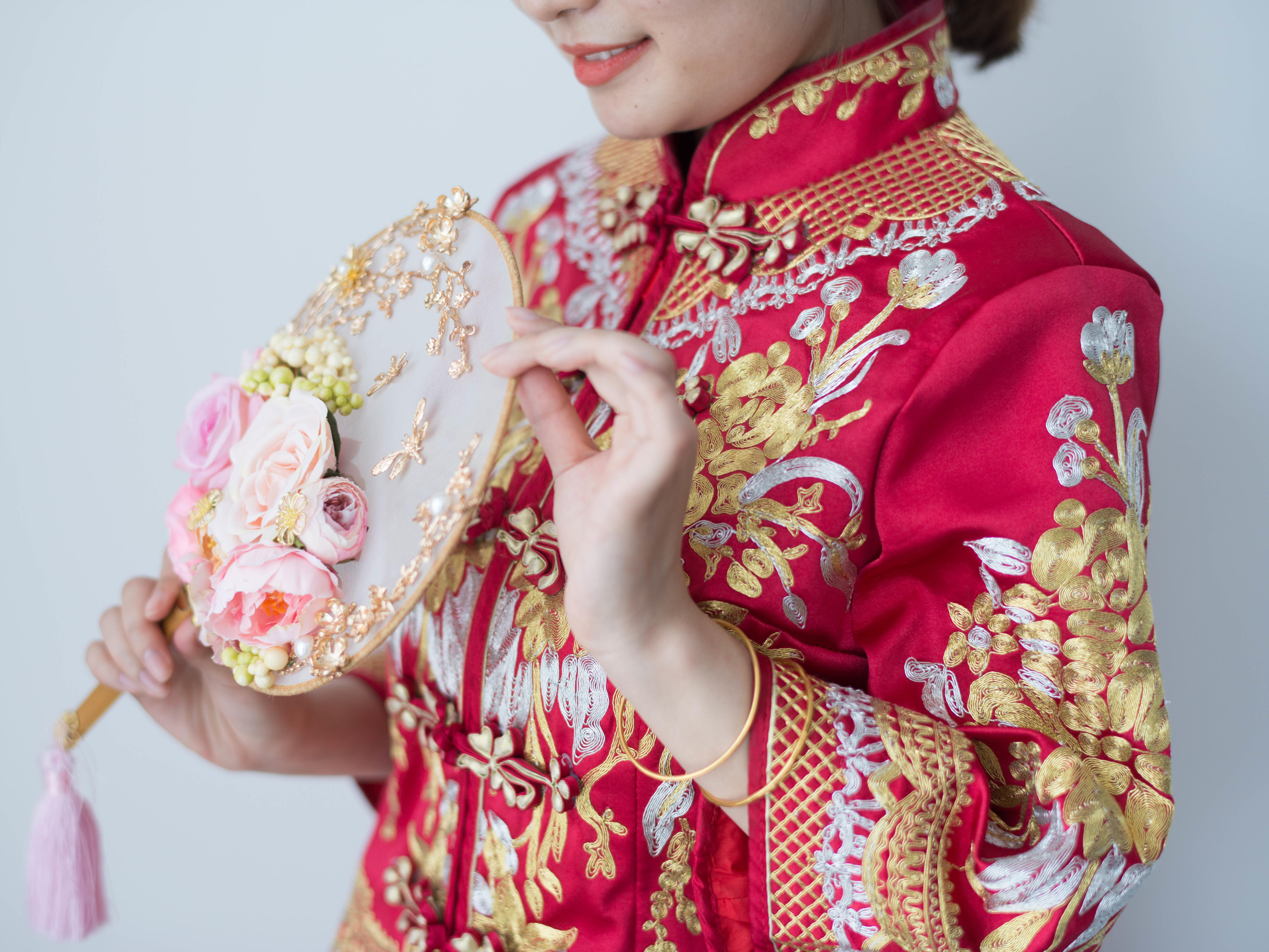 【5月热卖】 高级化妆师跟妆+送妈妈妆