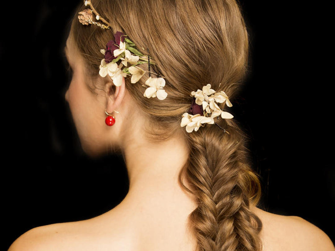 总监档化妆师全程跟妆三套整体造型