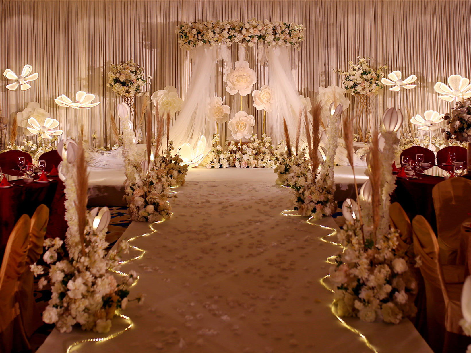 【玖月婚礼】香槟色，简约唯美婚礼，赠婚房布置