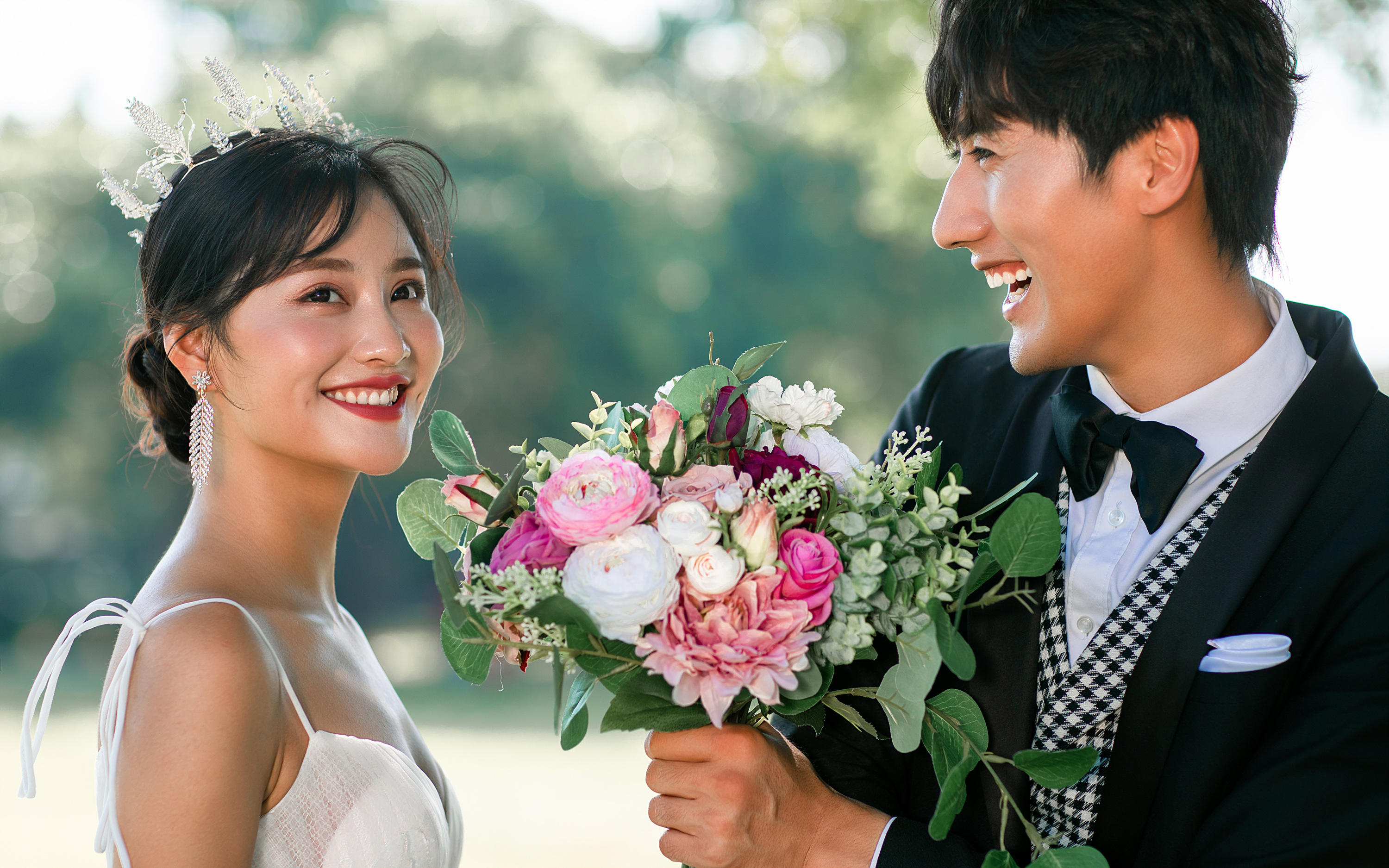 【品质优选】10服10造+住宿+送全新婚纱送精修