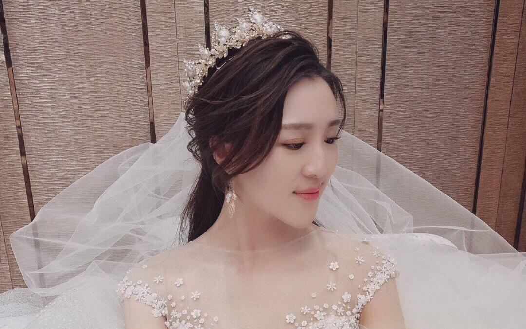 推荐【热销套餐】全程新娘跟妆+饰品/ 特惠档
