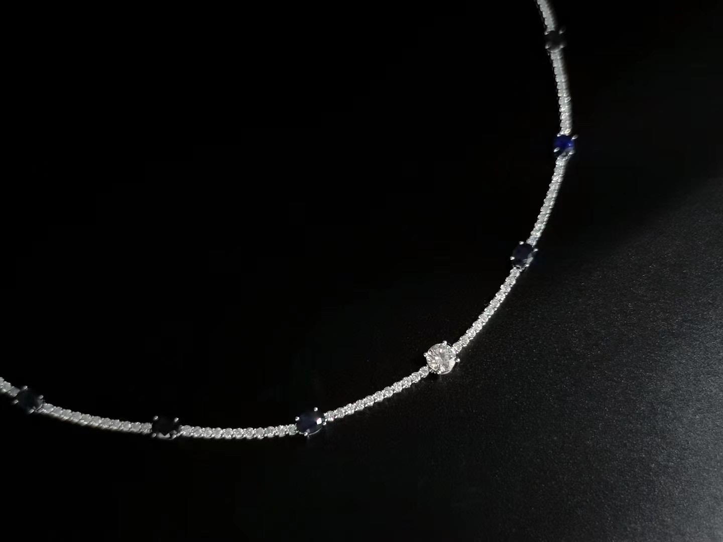 18k白金蓝宝石钻石项链