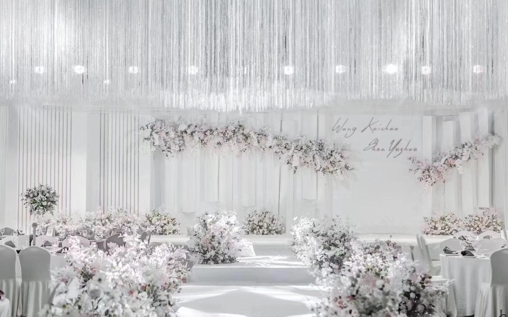 纯白-简约繁花（预定有礼）