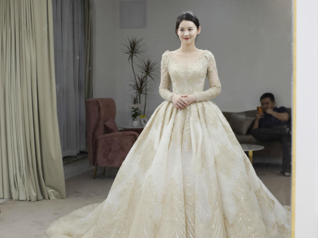 【鹿与森】高定系列设计师款人气大拖尾主纱