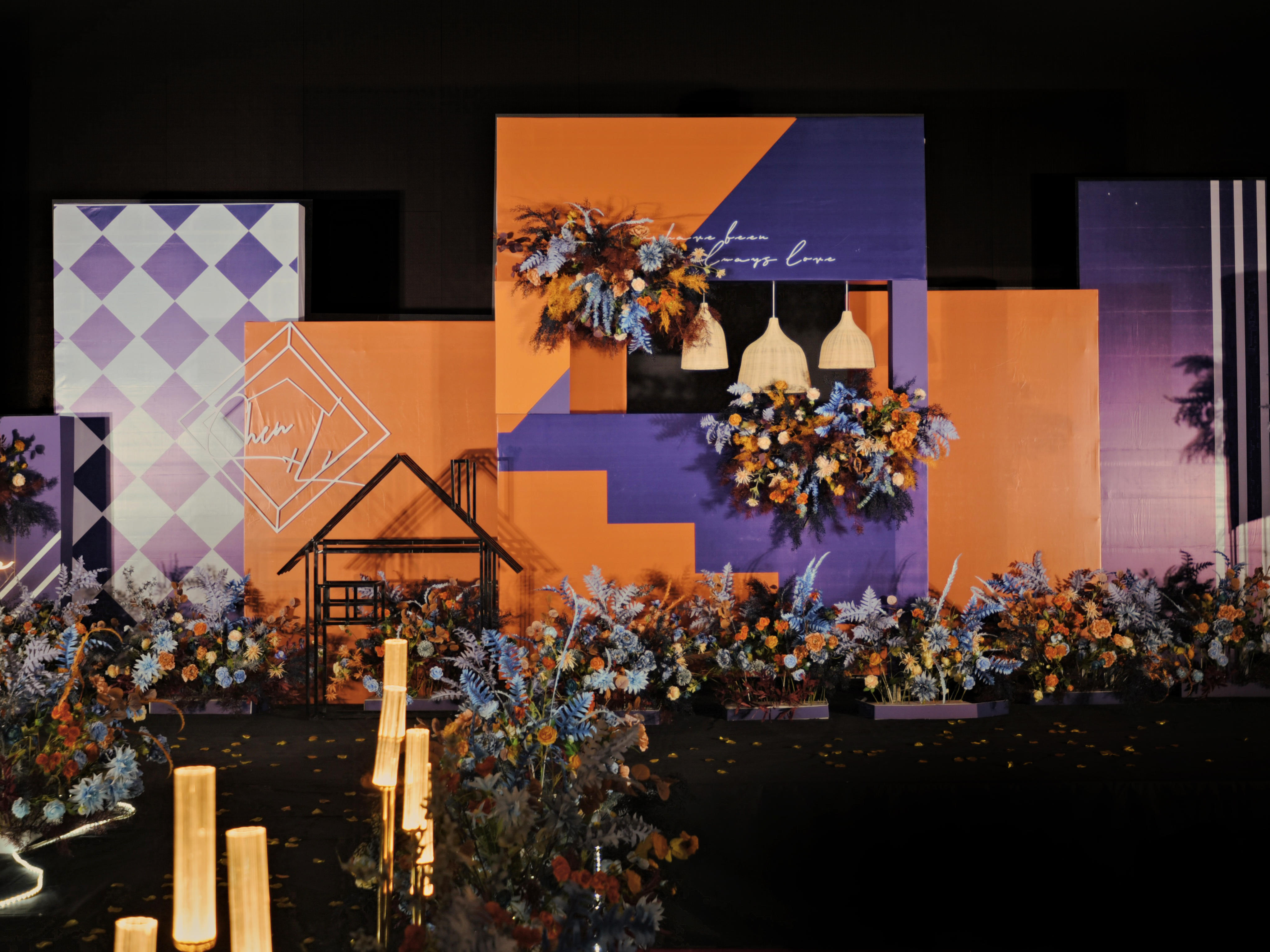 「祯乐」蓝橙色撞色大吊顶婚礼