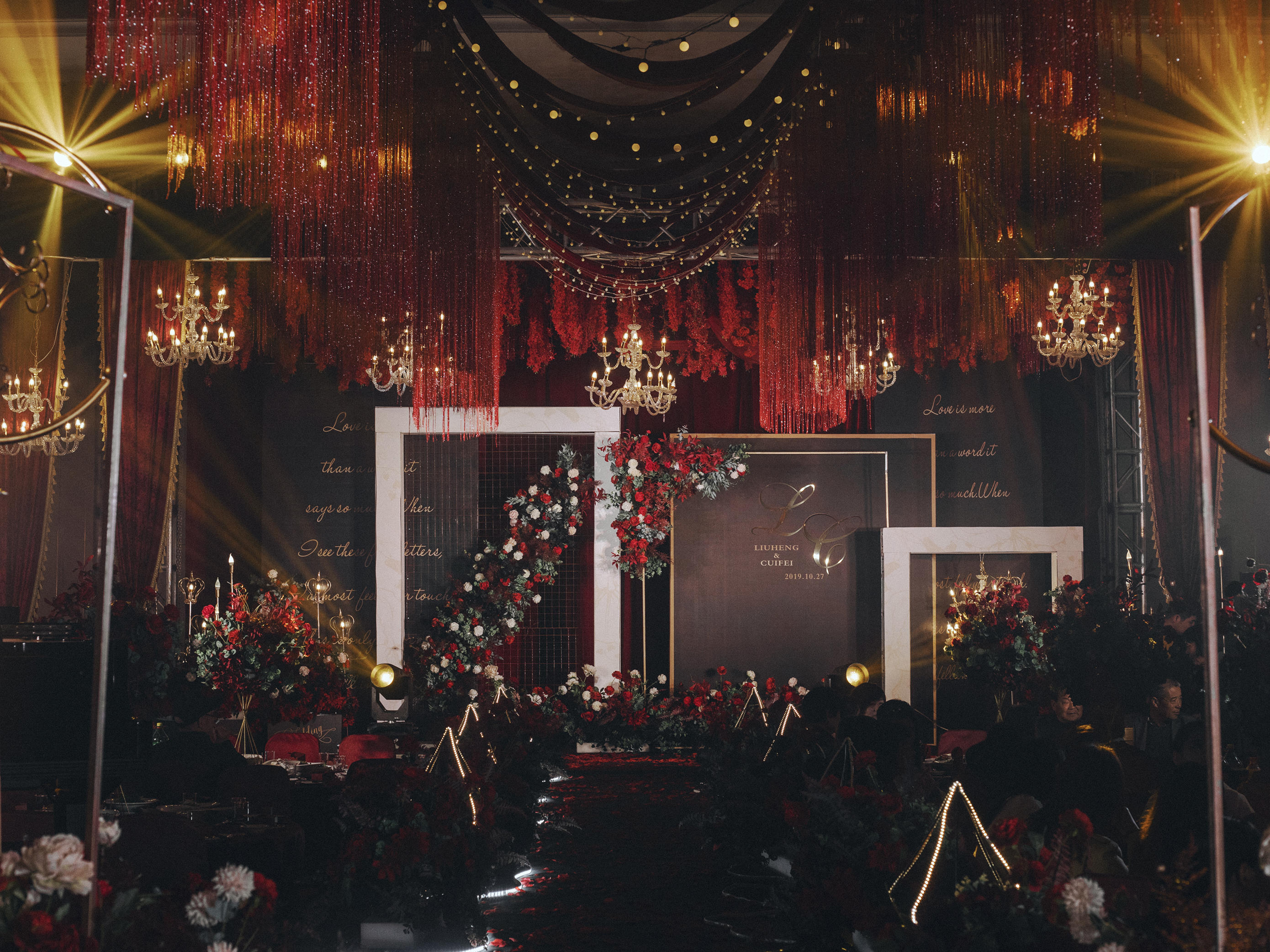 艾尚伱婚礼： 黑红色系列