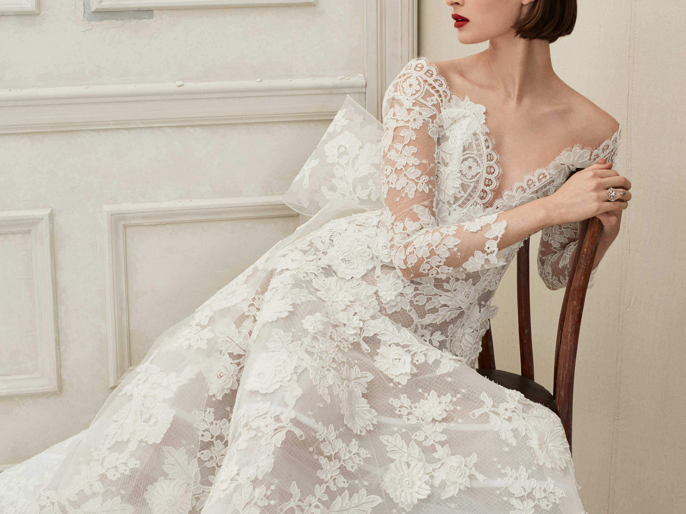 【本合婚纱】经典奢华拖尾套餐