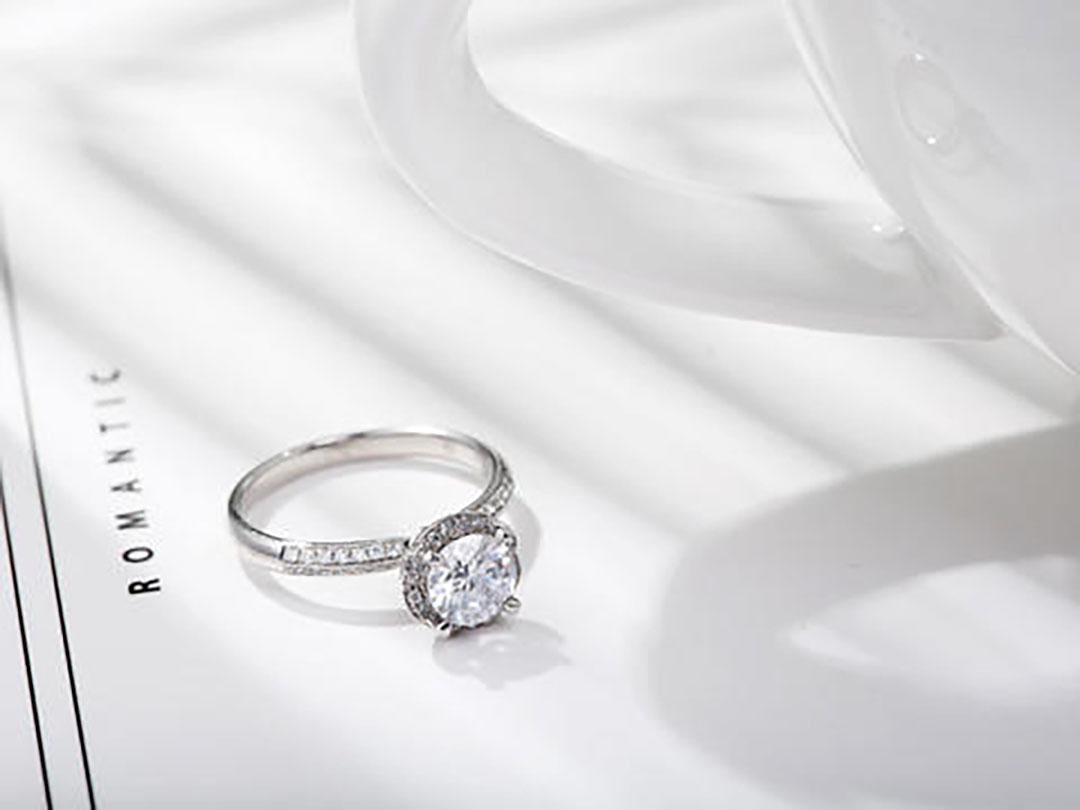 唯爱永恒首饰原创设计品牌，爱神喷泉求婚钻戒