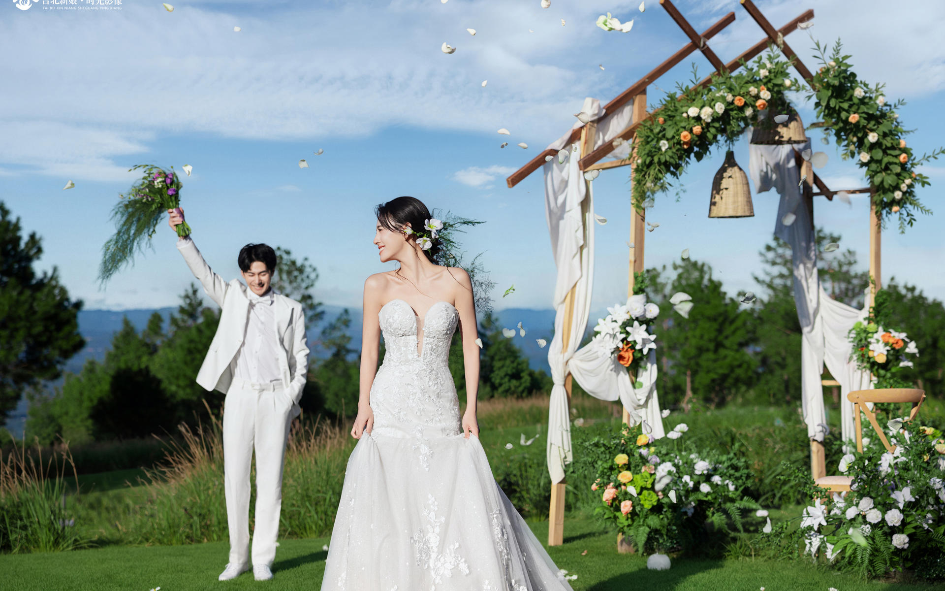 被问爆的「户外婚礼」主题婚｜原来幸福感是这样拍的